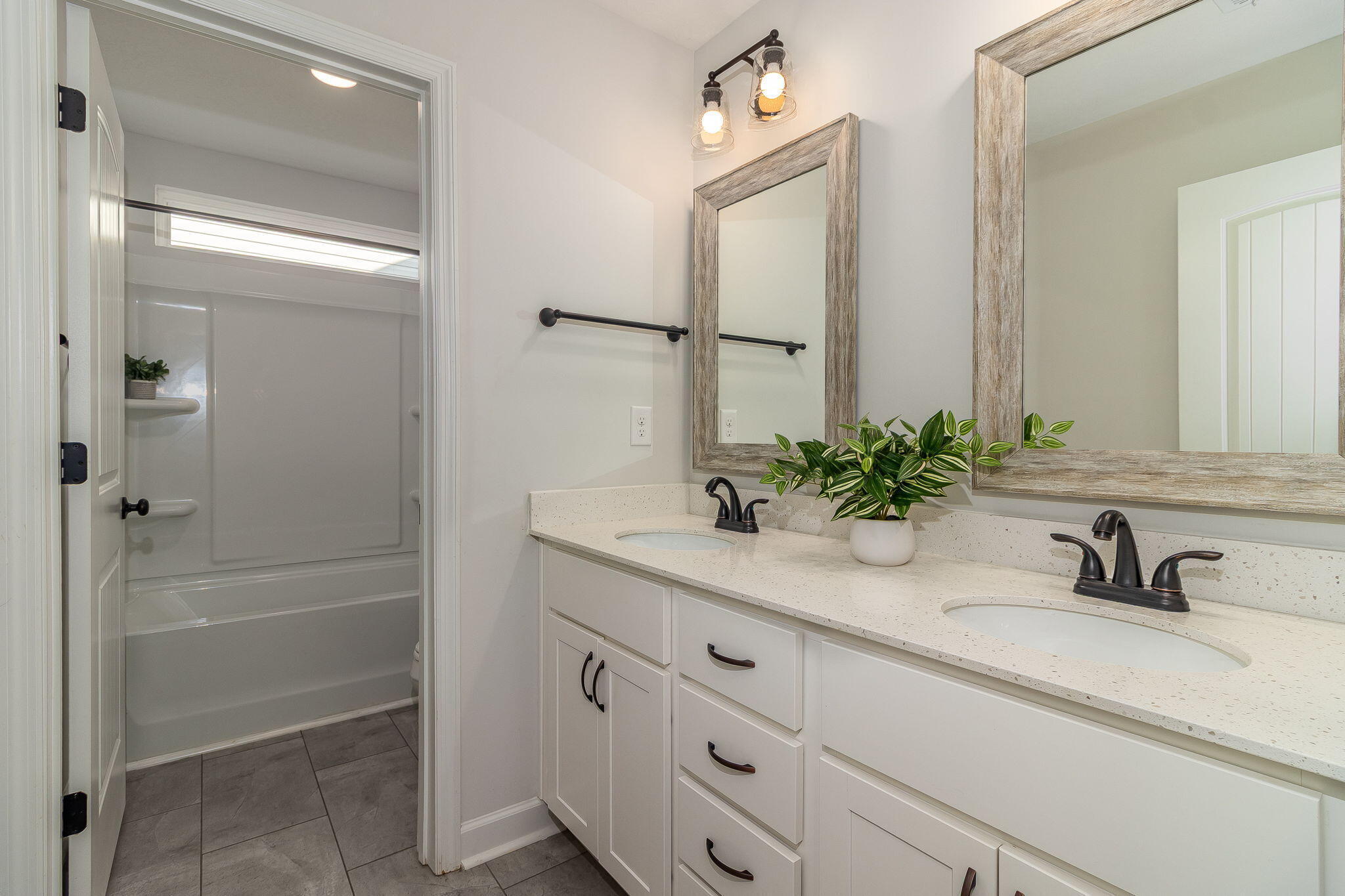 115 Dublin Loop Property Photo 41