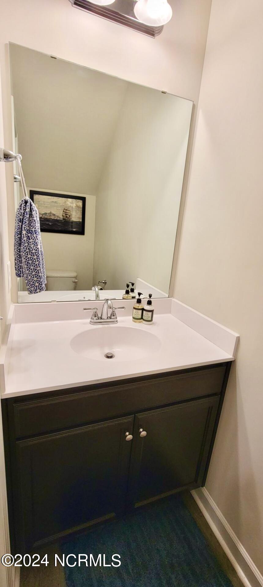 115 Jaydn Drive E Property Photo 14