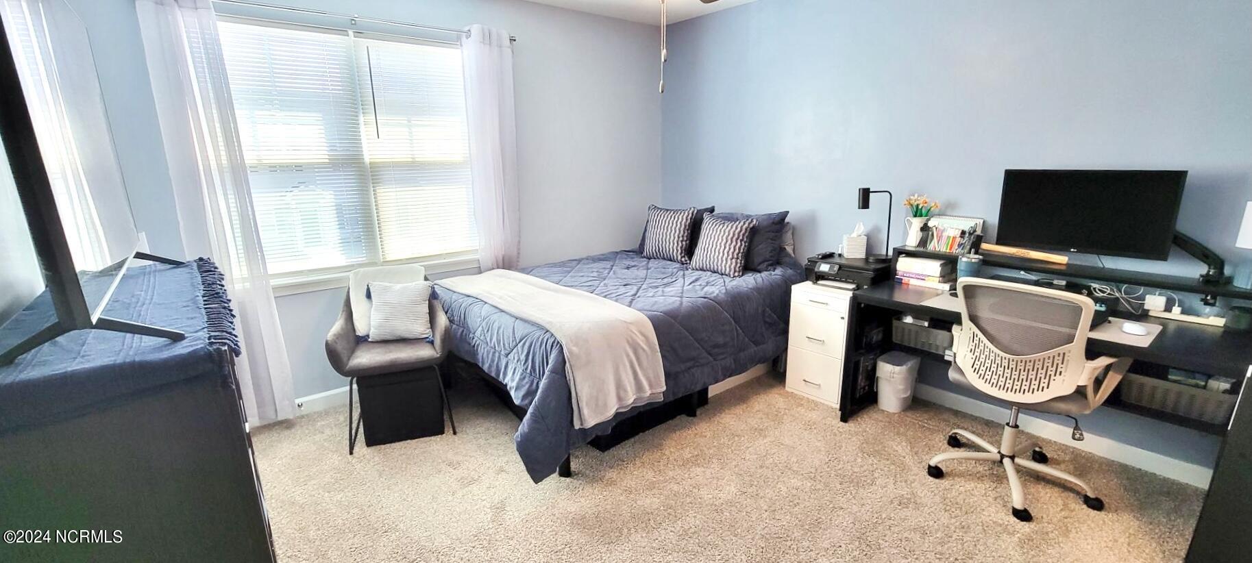 115 Jaydn Drive E Property Photo 16