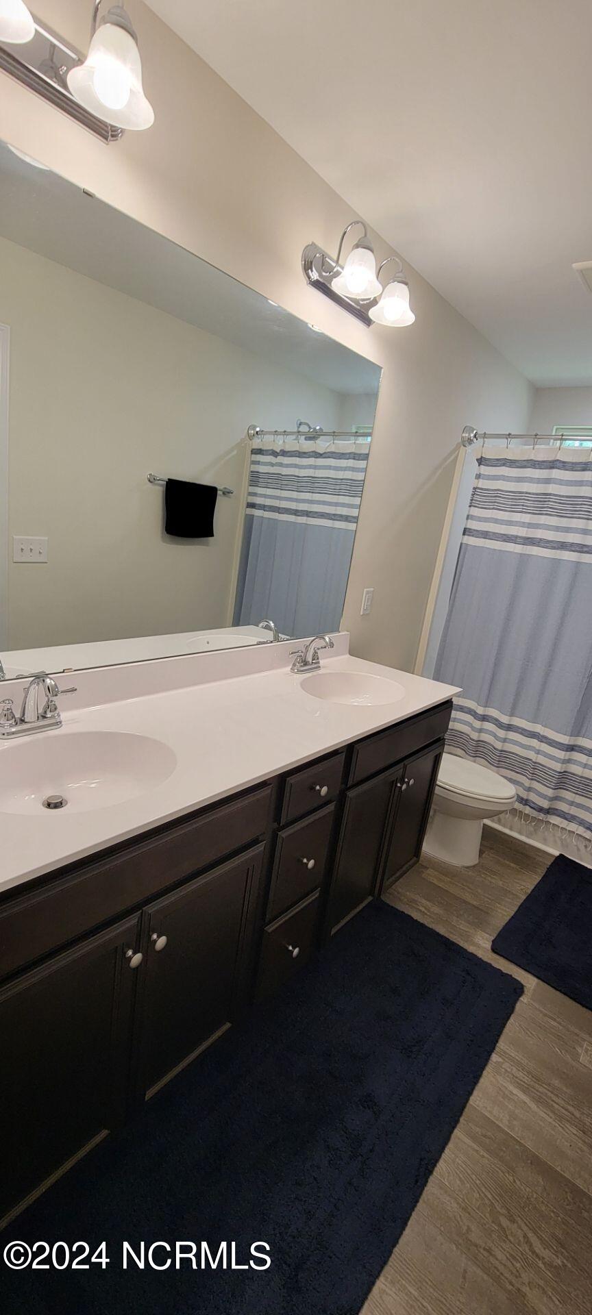 115 Jaydn Drive E Property Photo 23