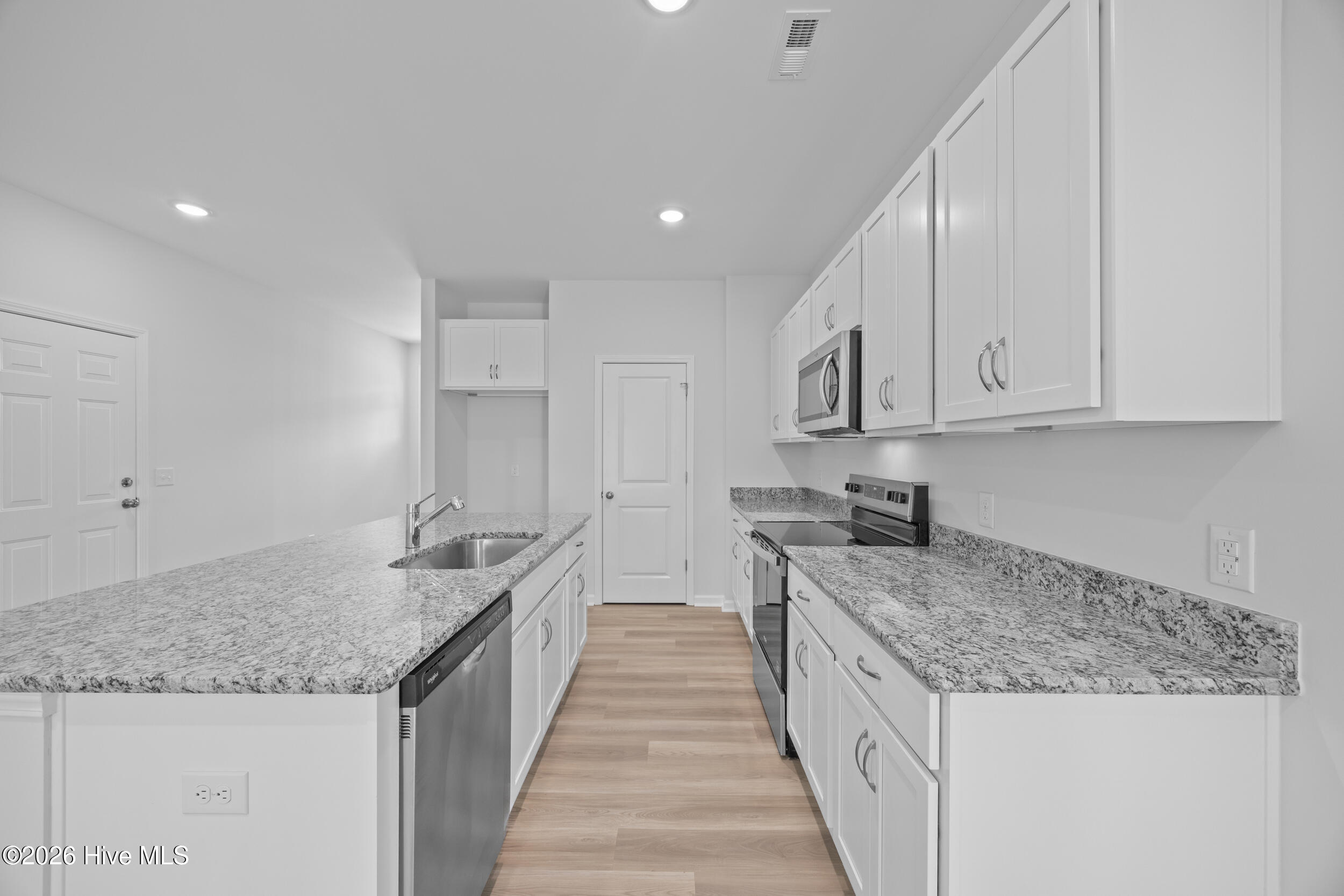910 Parkway Road Property Photo 7