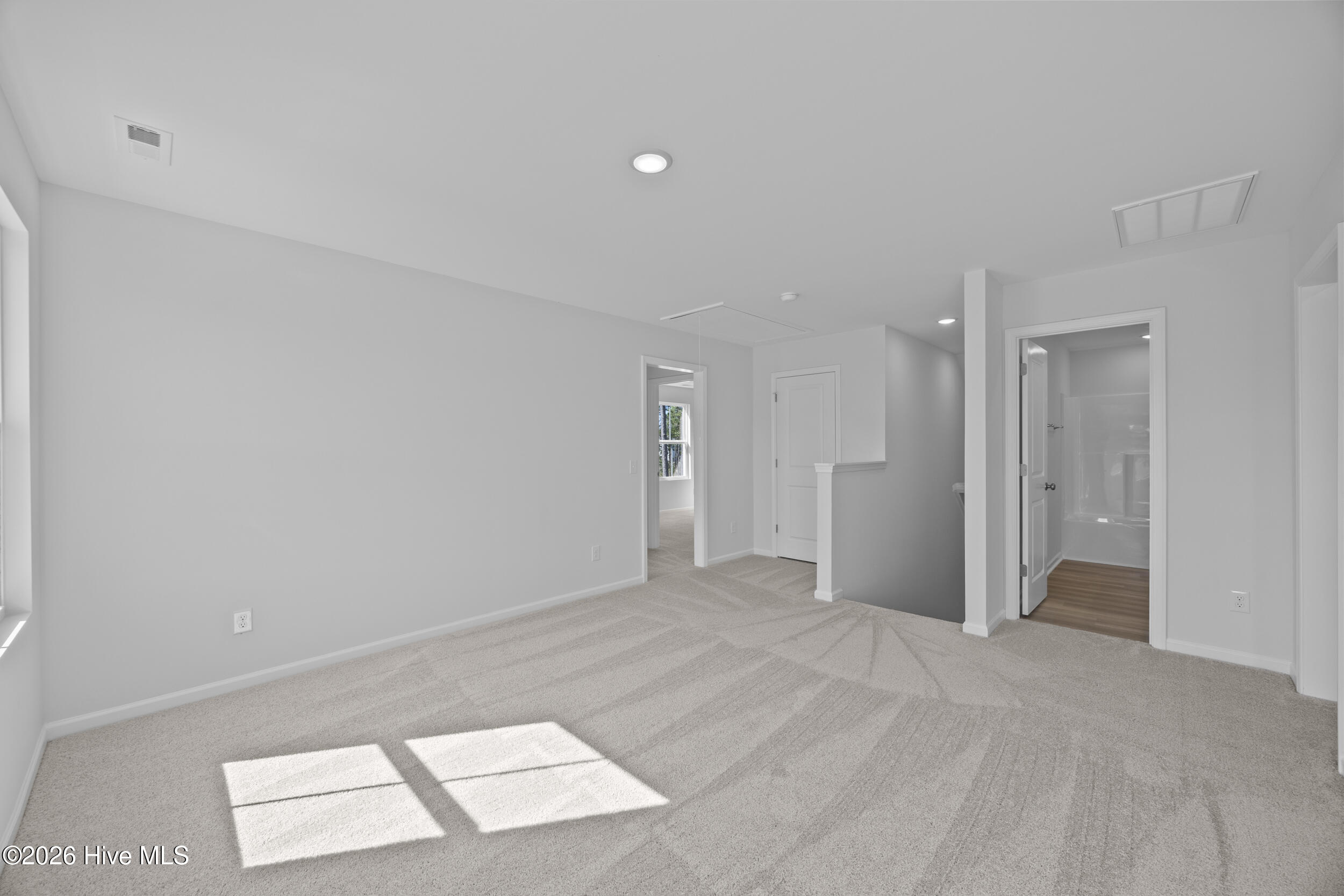 910 Parkway Road Property Photo 12