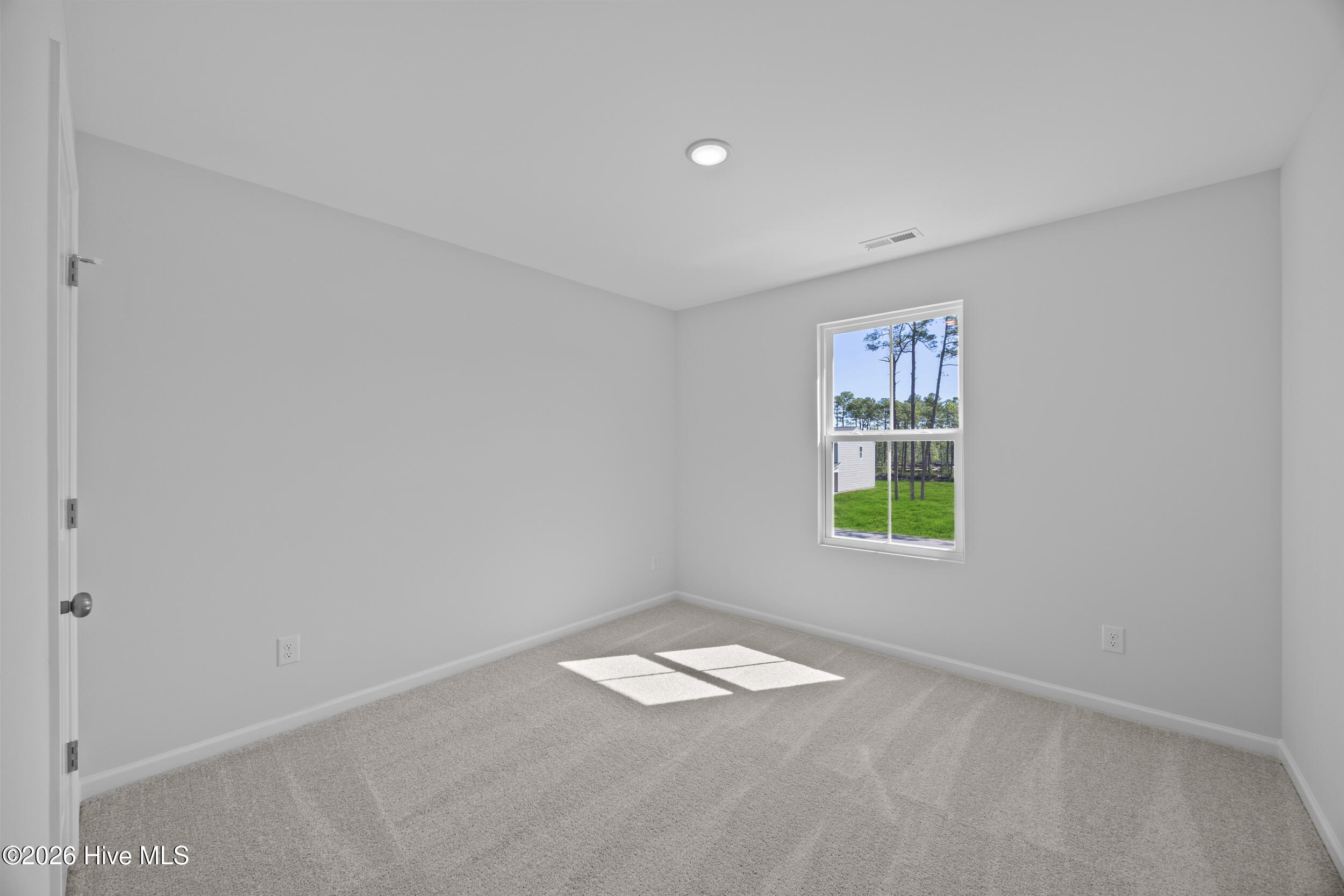 910 Parkway Road Property Photo 15