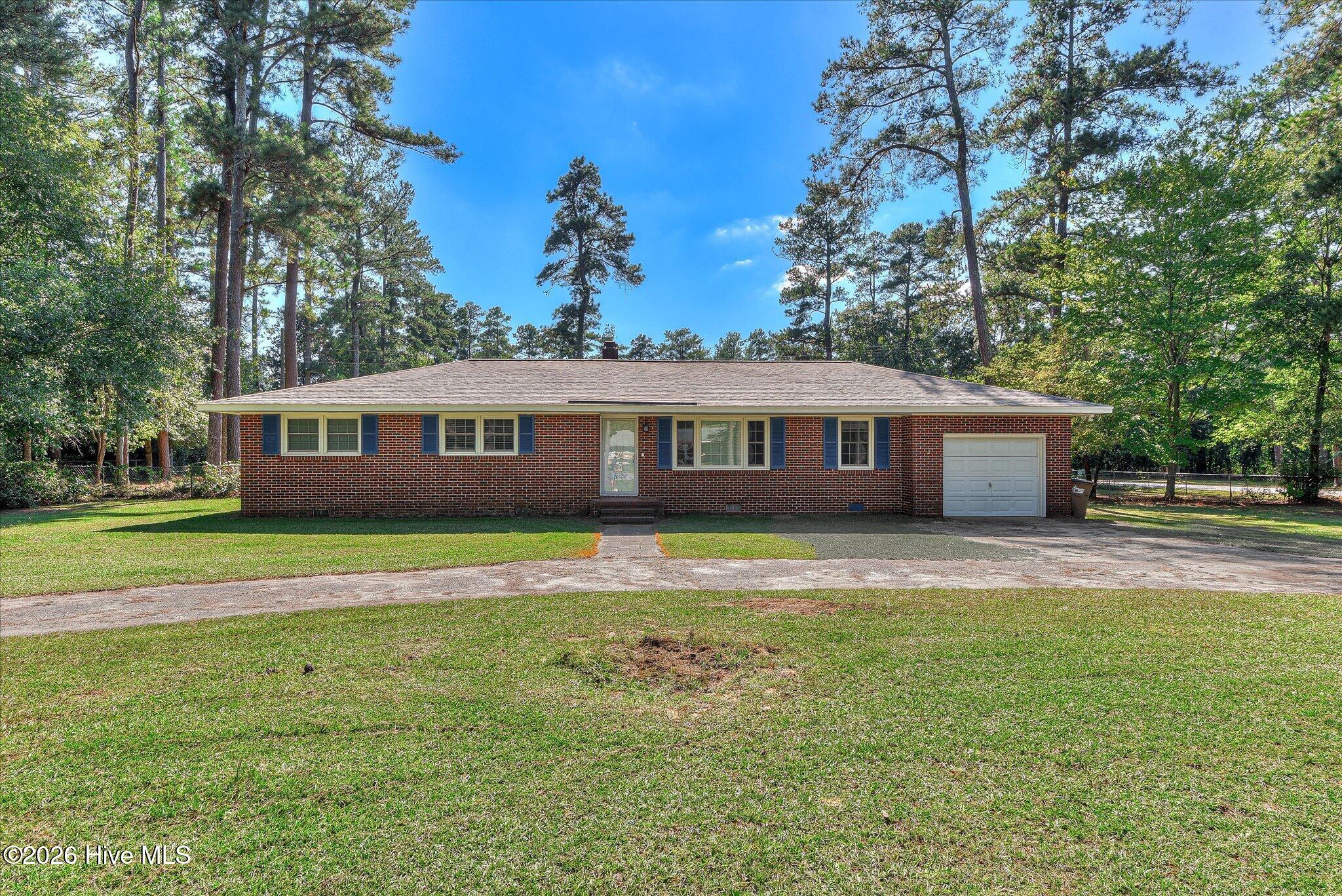 1445 Pine Log Road Property Photo 4