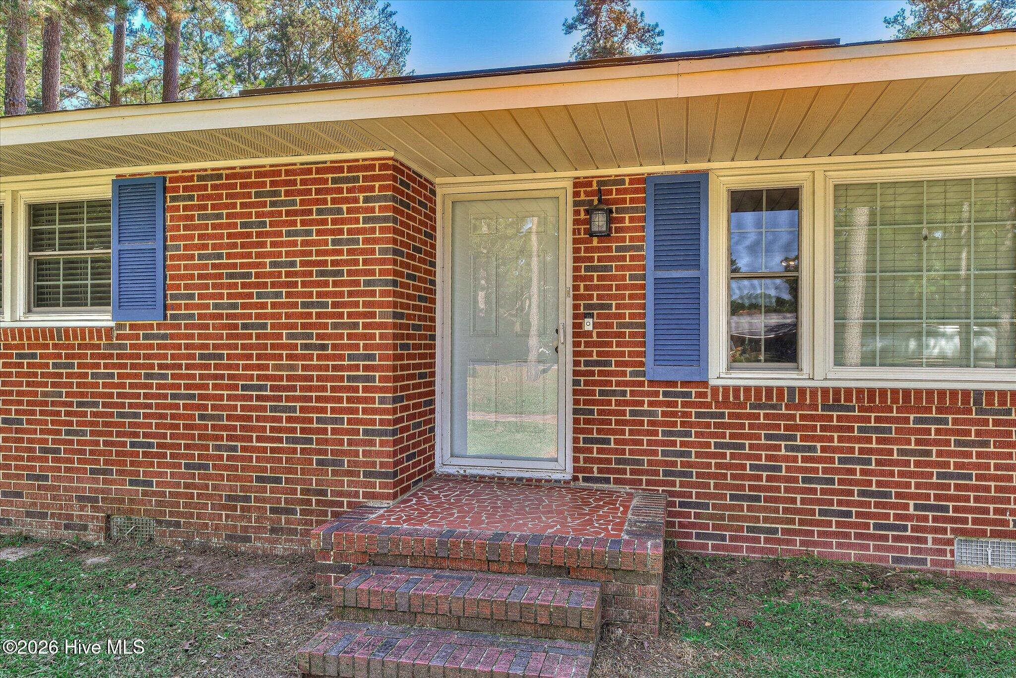 1445 Pine Log Road Property Photo 5