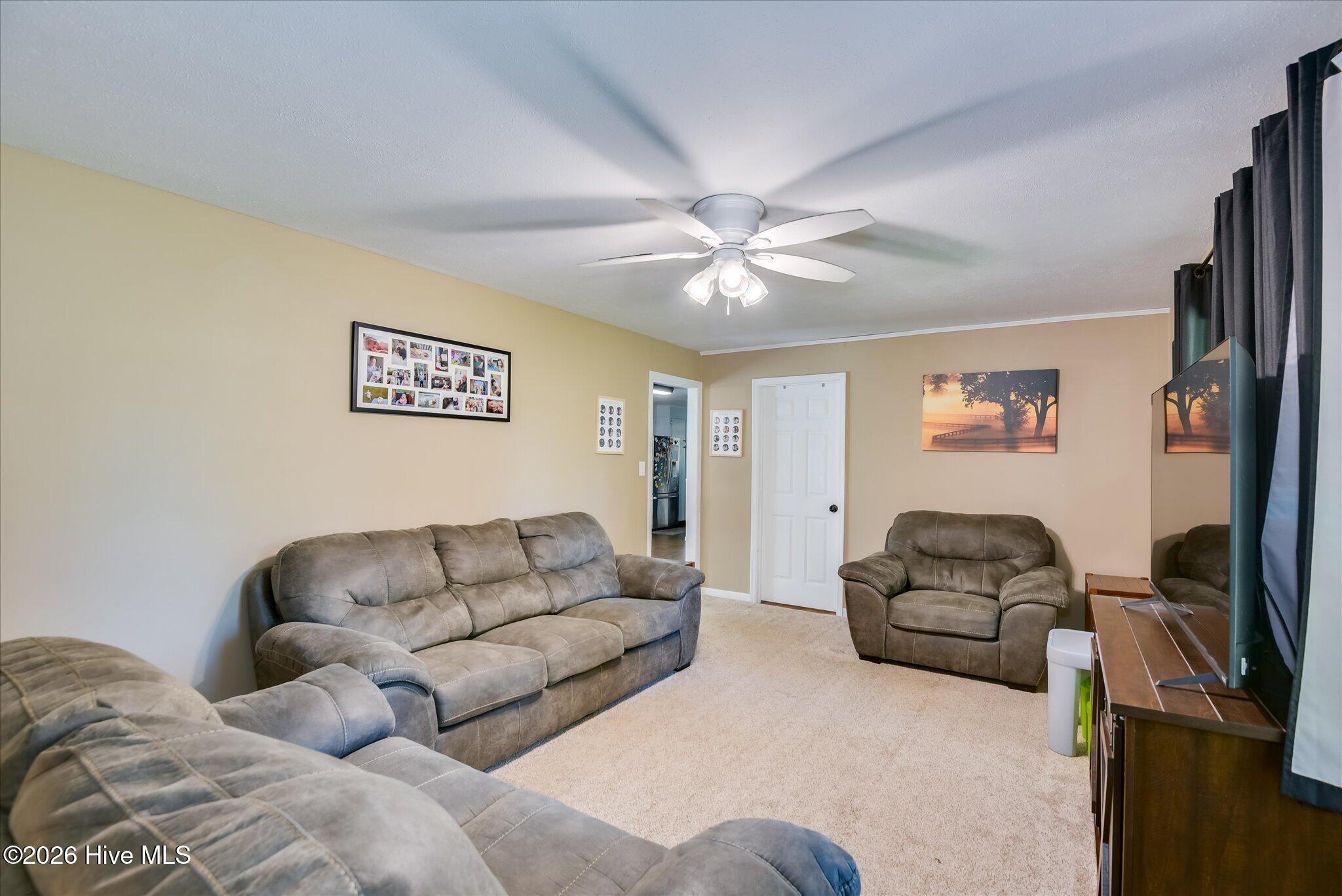 1445 Pine Log Road Property Photo 7