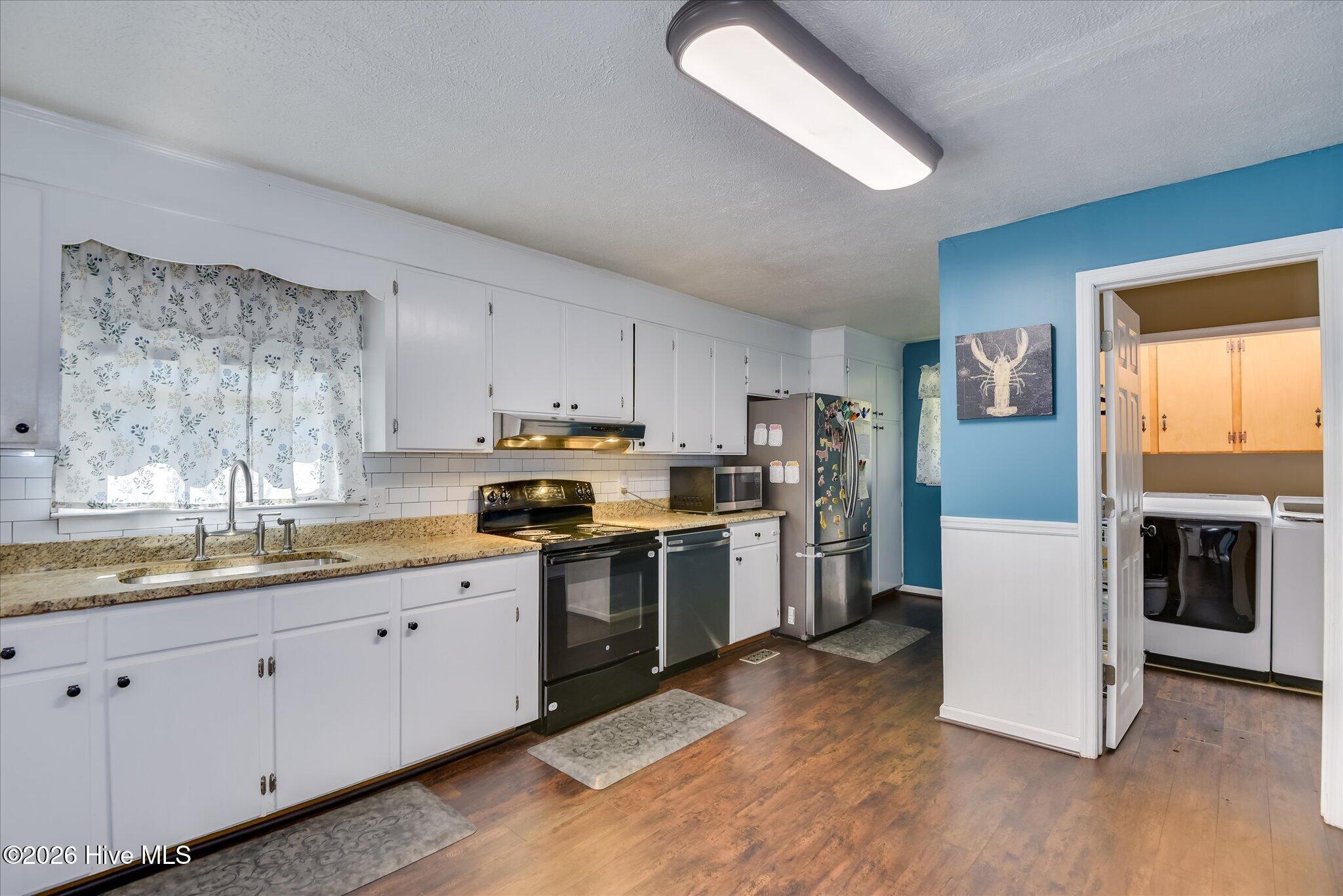 1445 Pine Log Road Property Photo 13