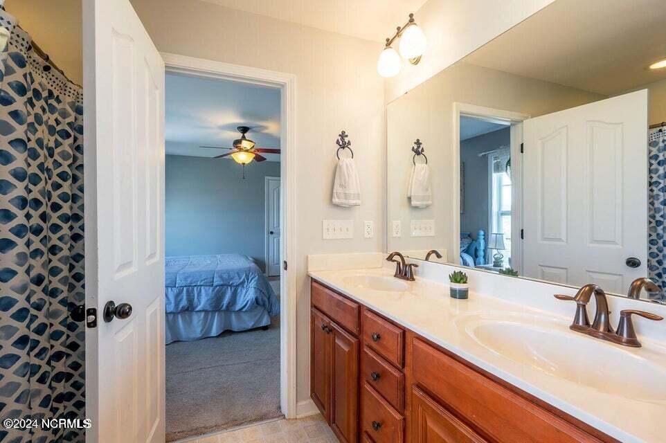 956 Ellery Drive Property Photo 9