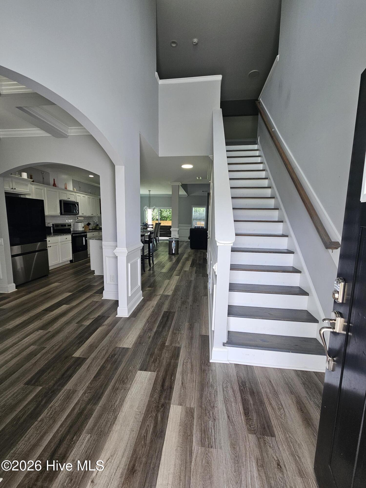 109 Fox Cove Crossing Property Photo 2