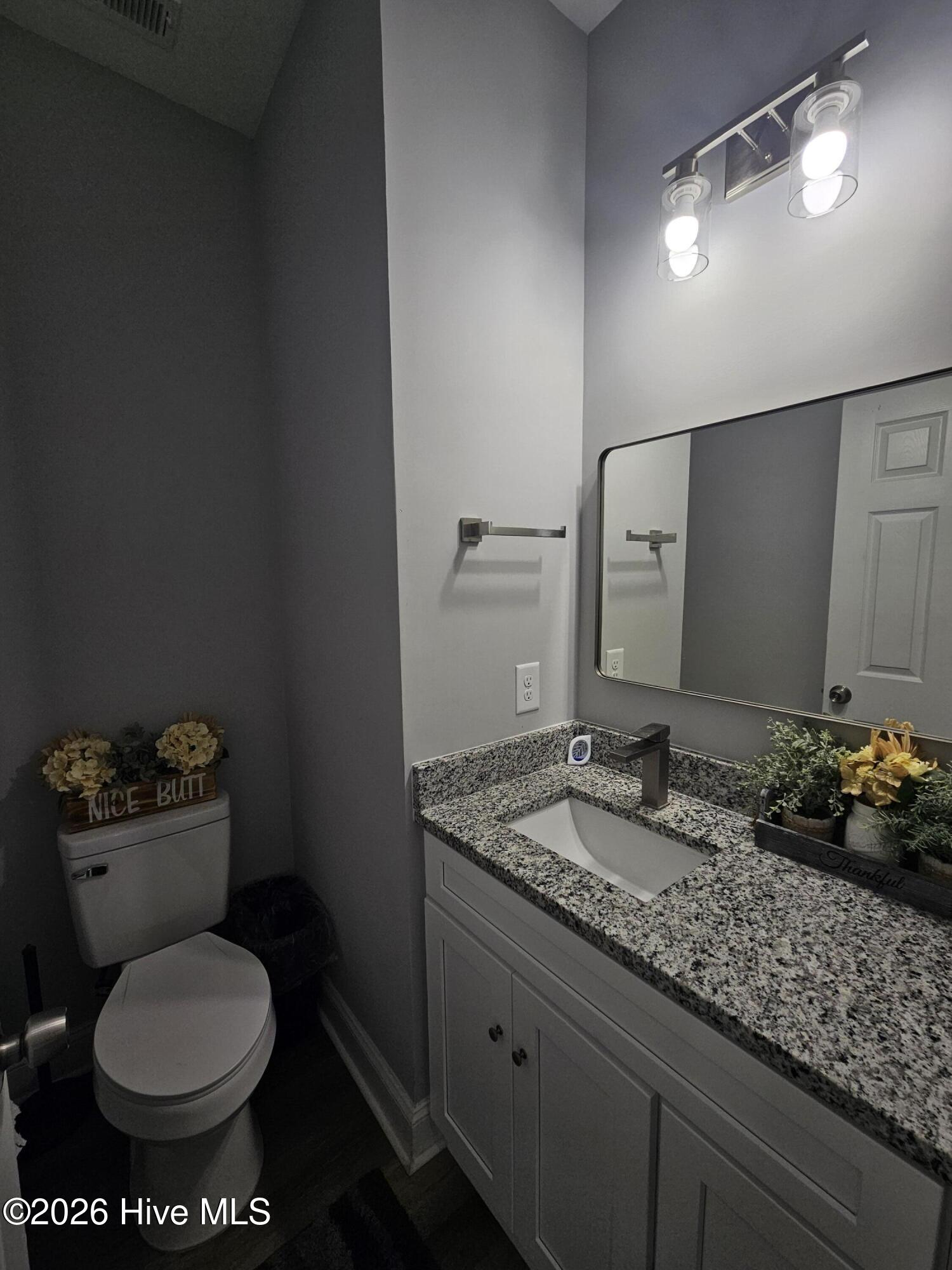 109 Fox Cove Crossing Property Photo 8