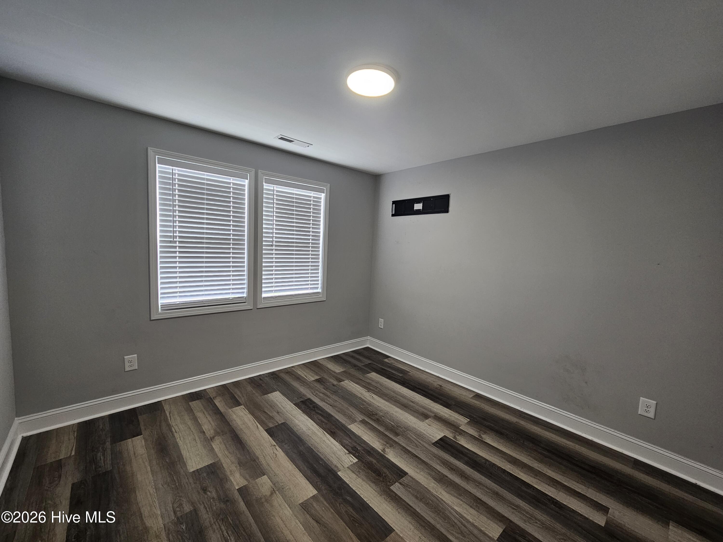 109 Fox Cove Crossing Property Photo 20