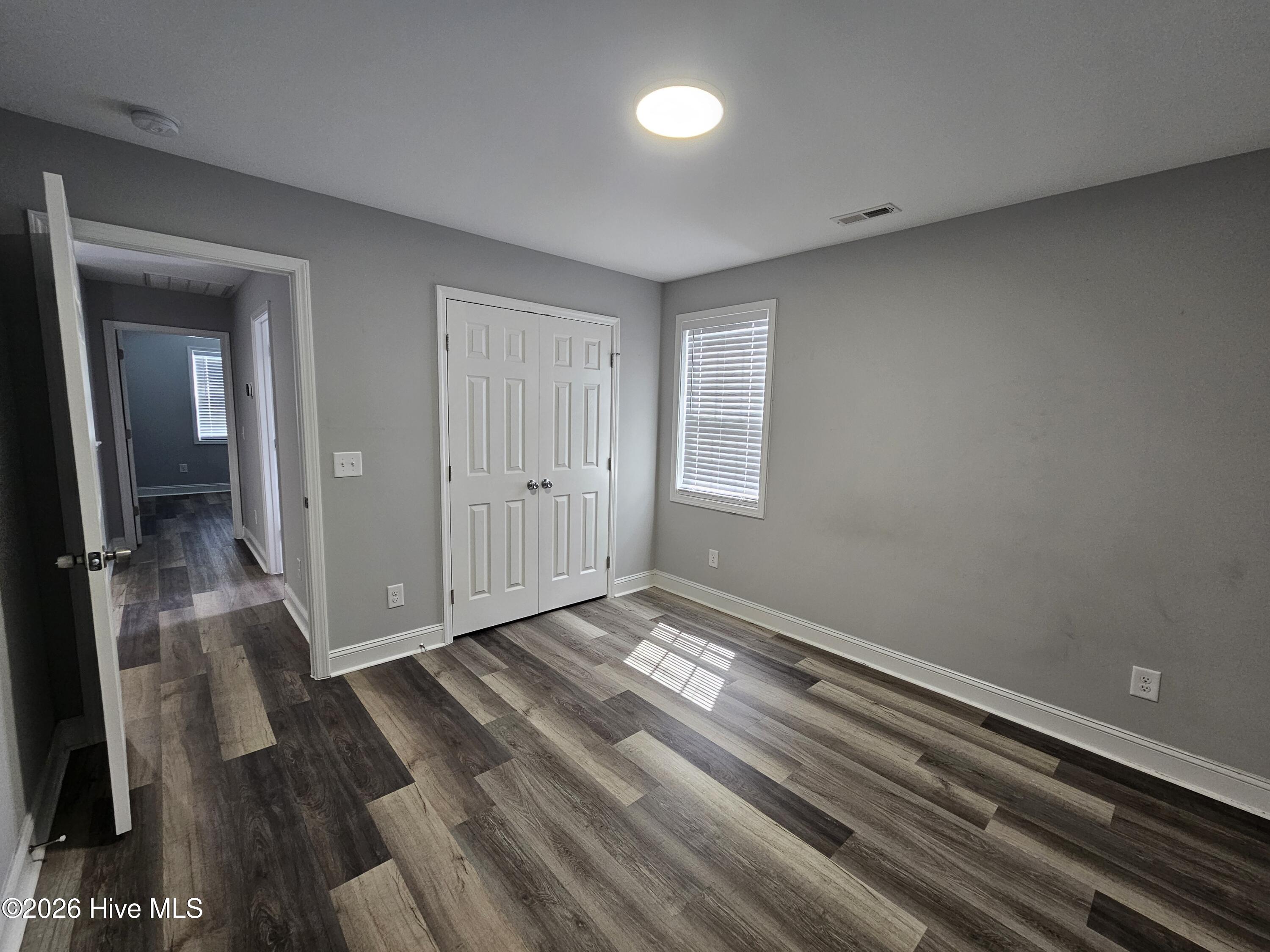 109 Fox Cove Crossing Property Photo 24