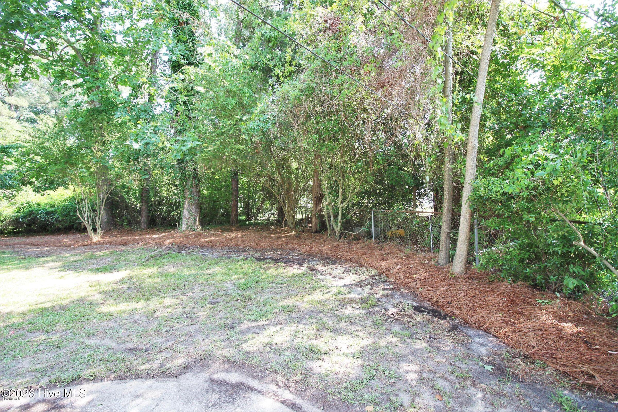 2605 Crockett Drive Property Photo 4