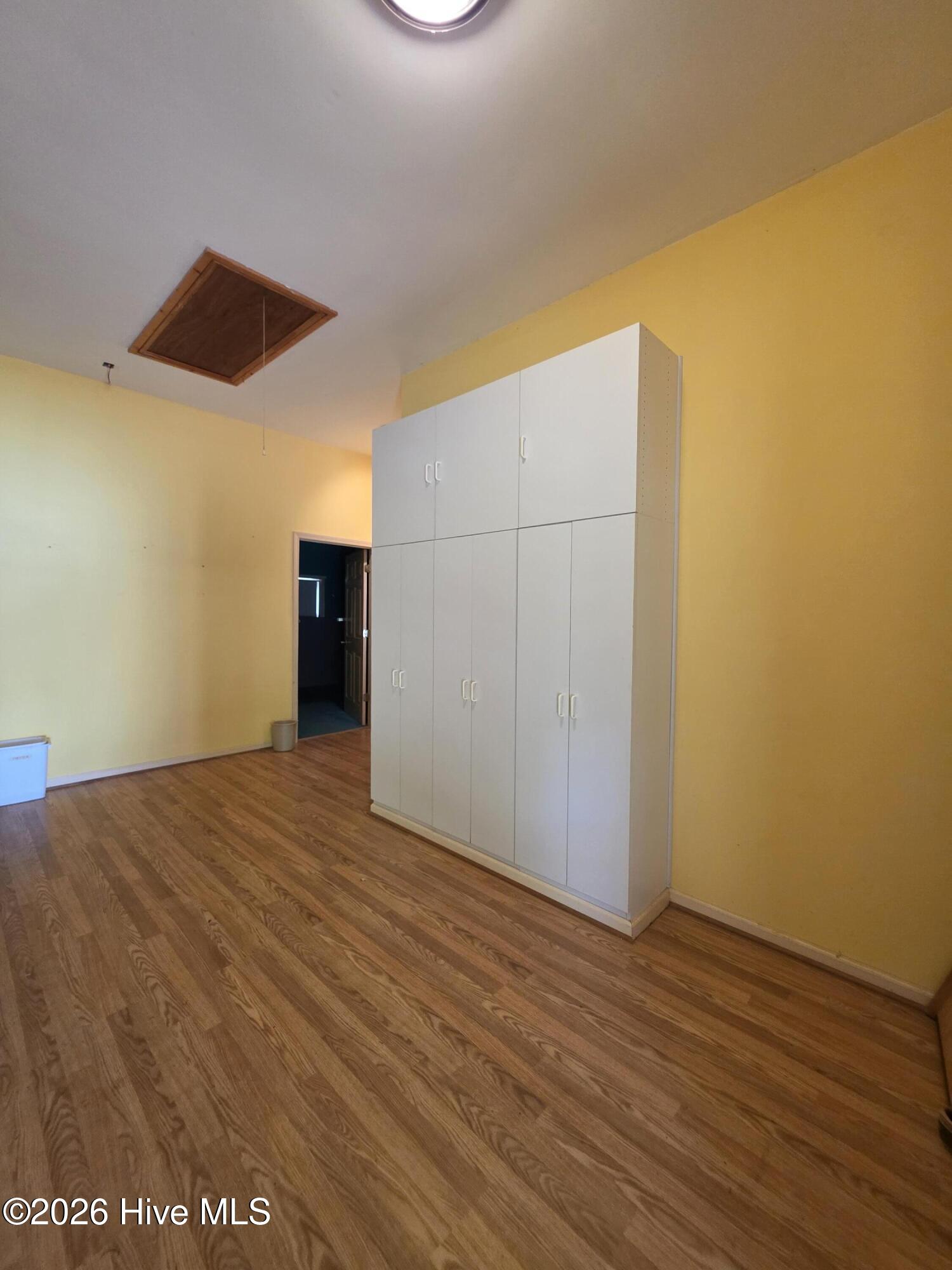 530 Cross Creek Lane Property Photo 4