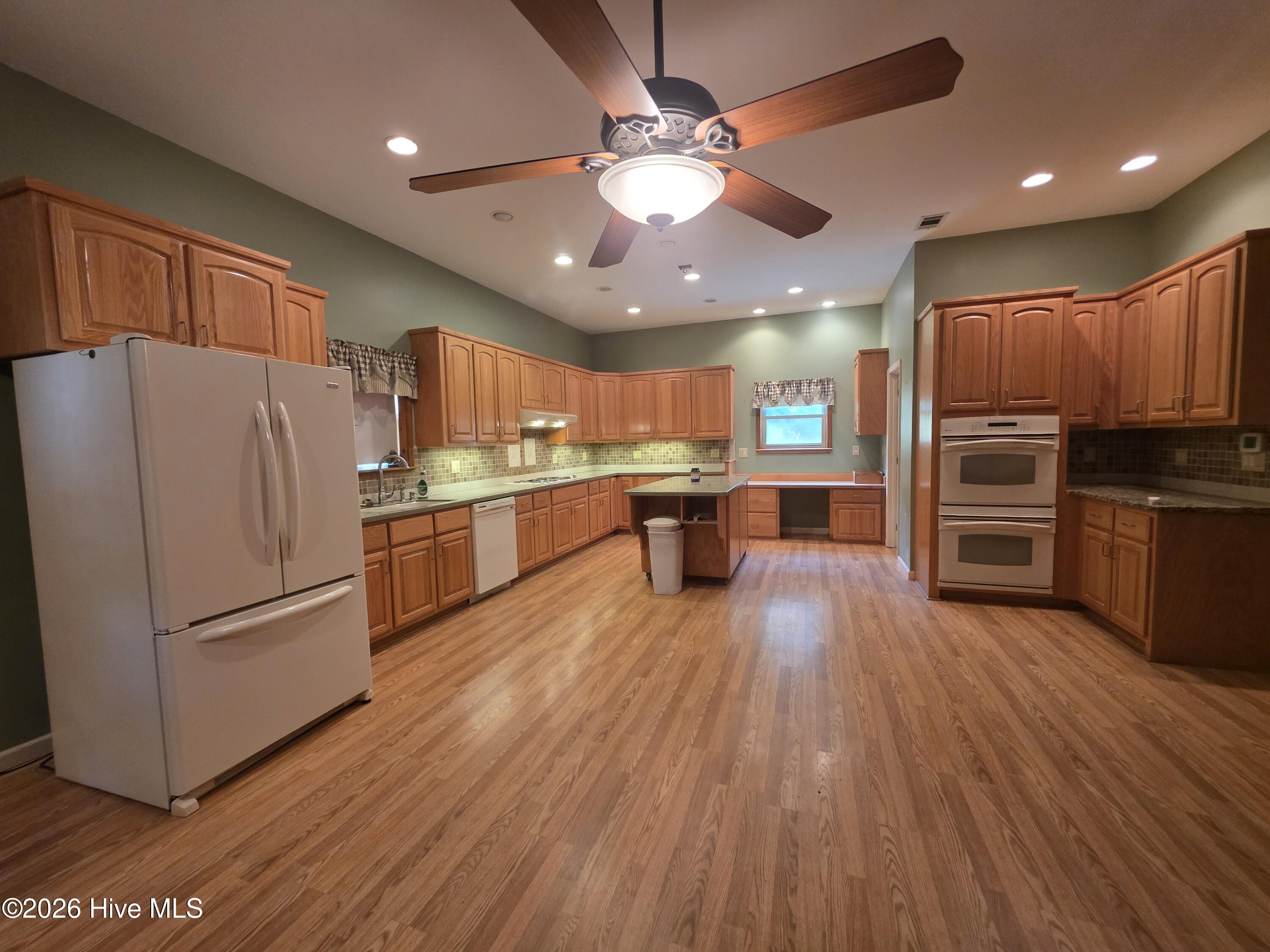 530 Cross Creek Lane Property Photo 7