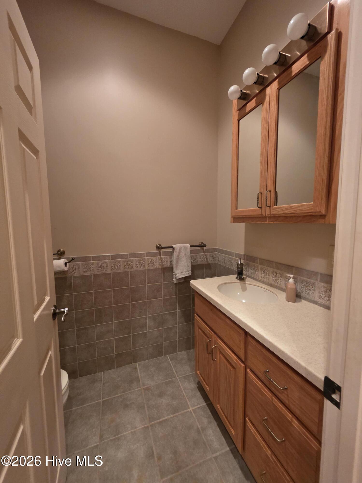 530 Cross Creek Lane Property Photo 9