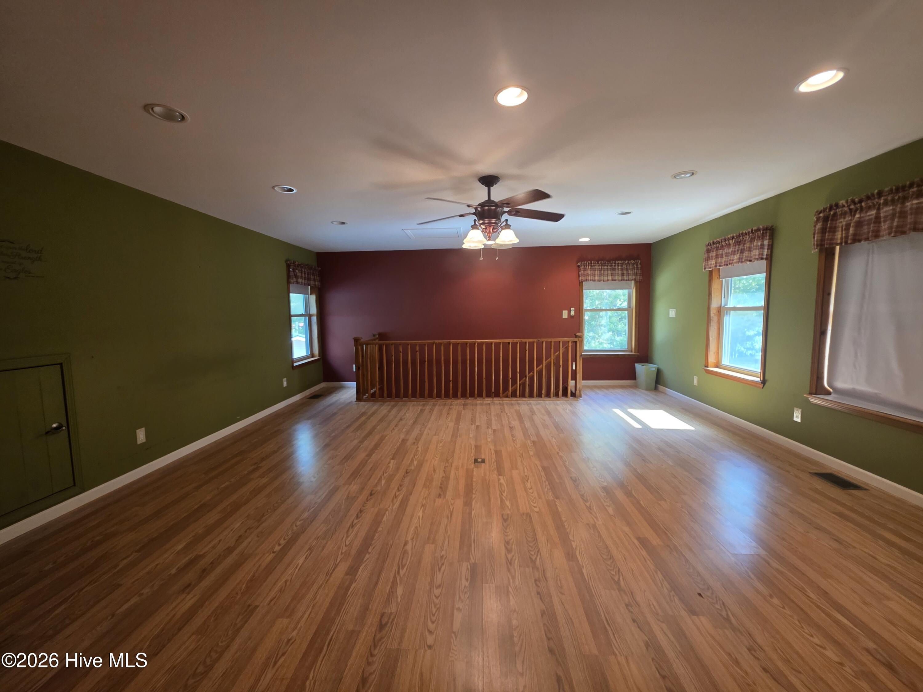 530 Cross Creek Lane Property Photo 19