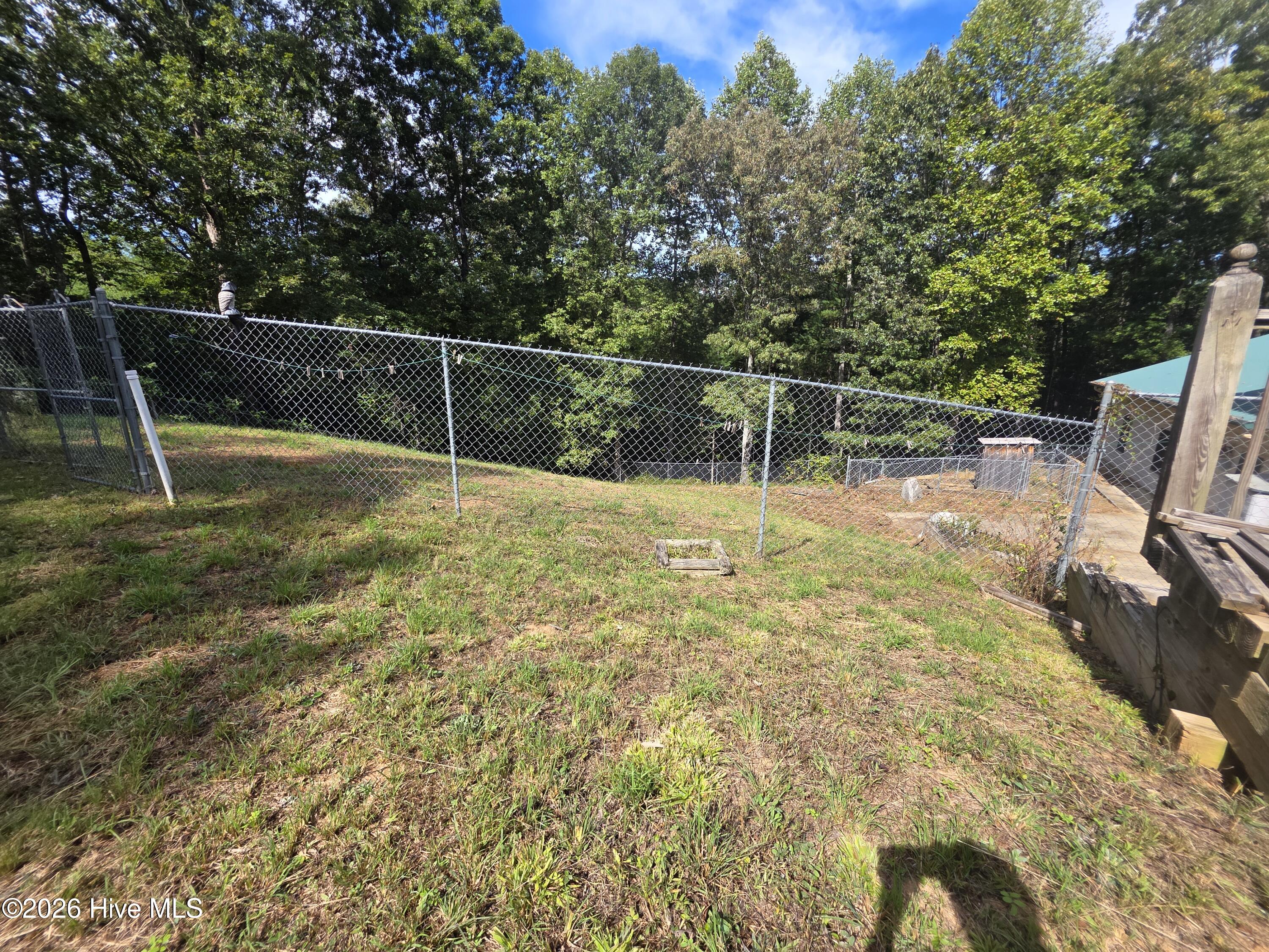 530 Cross Creek Lane Property Photo 24