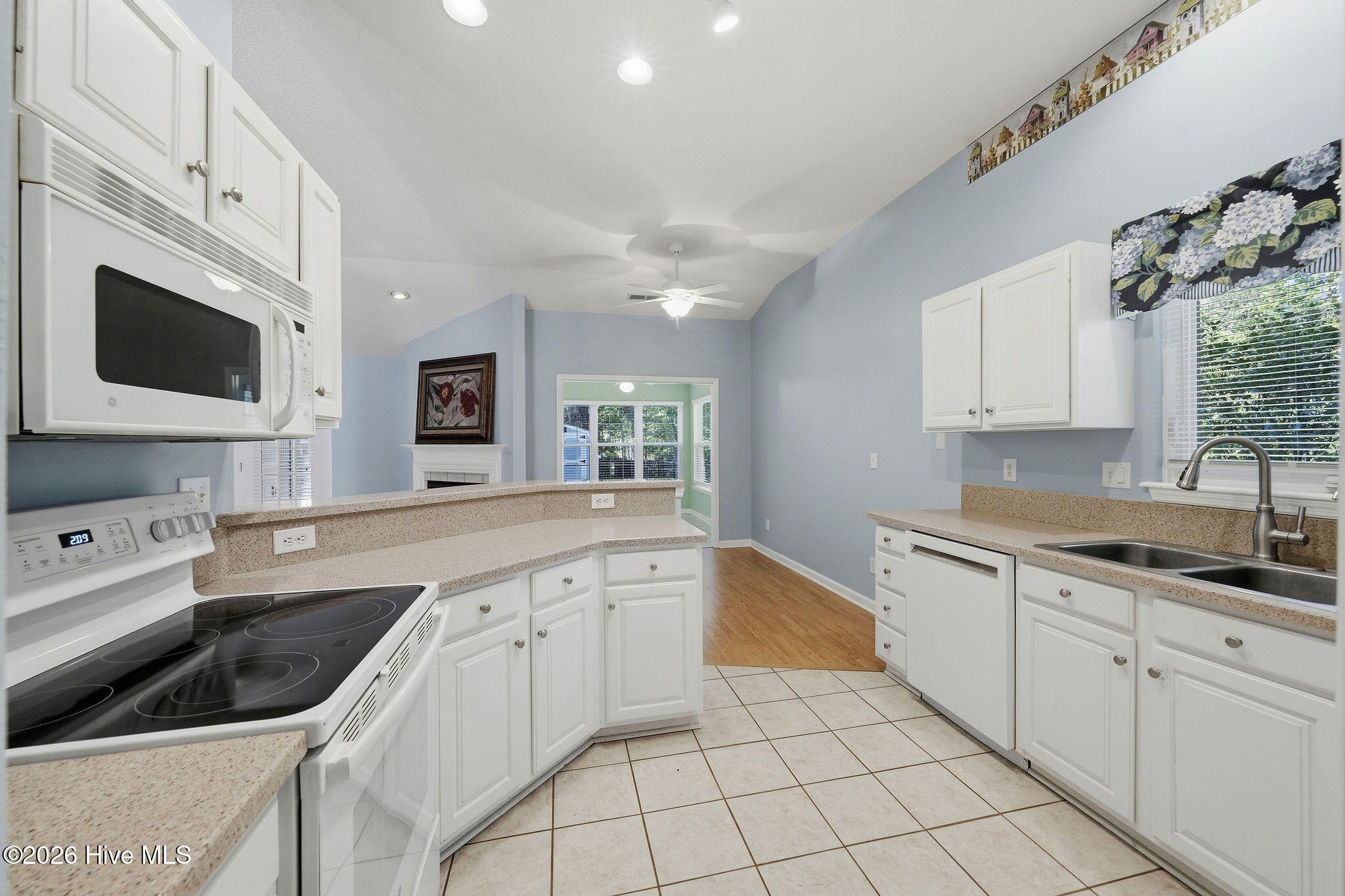 4080 Tea Olive Lane Se Property Photo 17