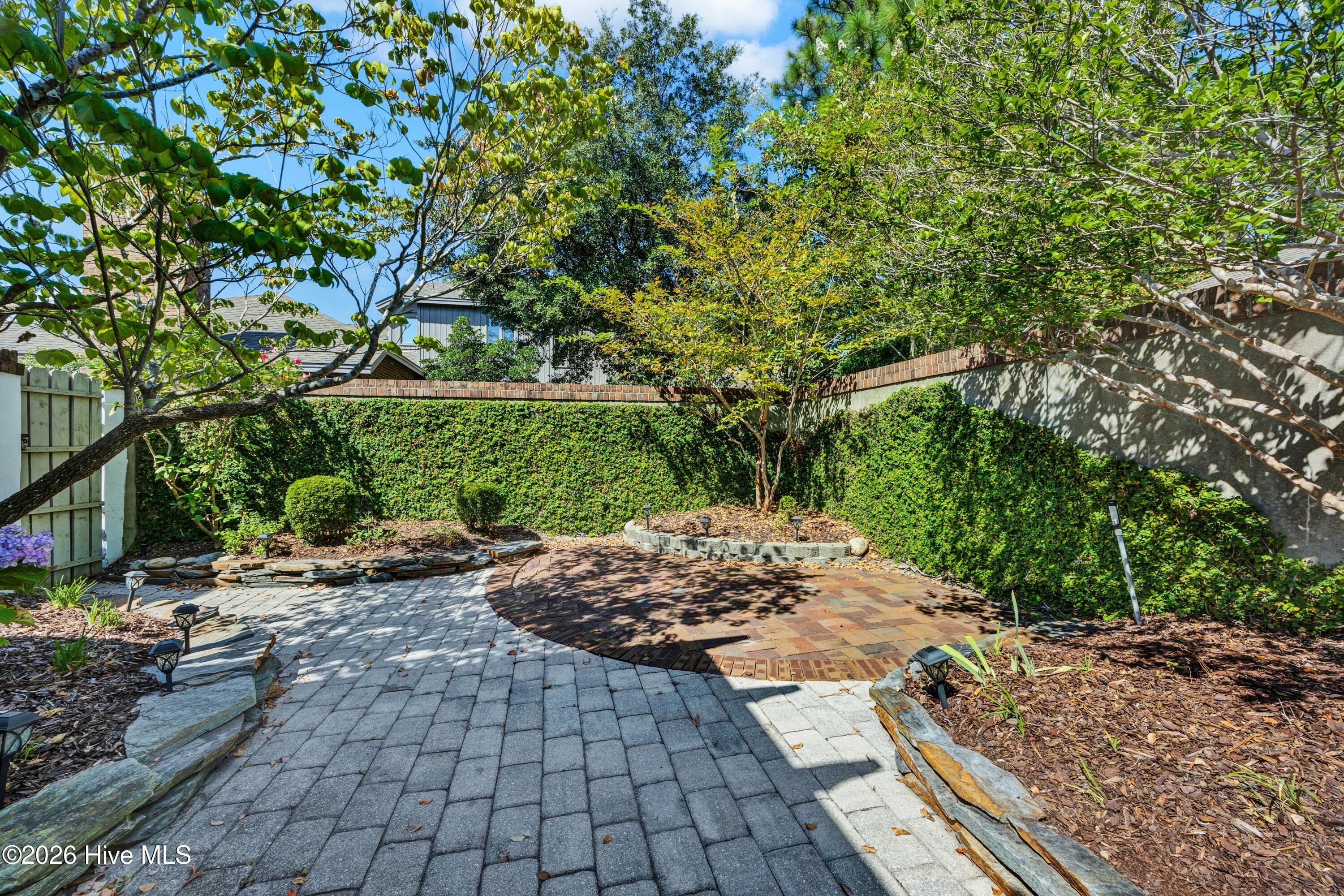 3703 Reston Court Unit A Property Photo 4