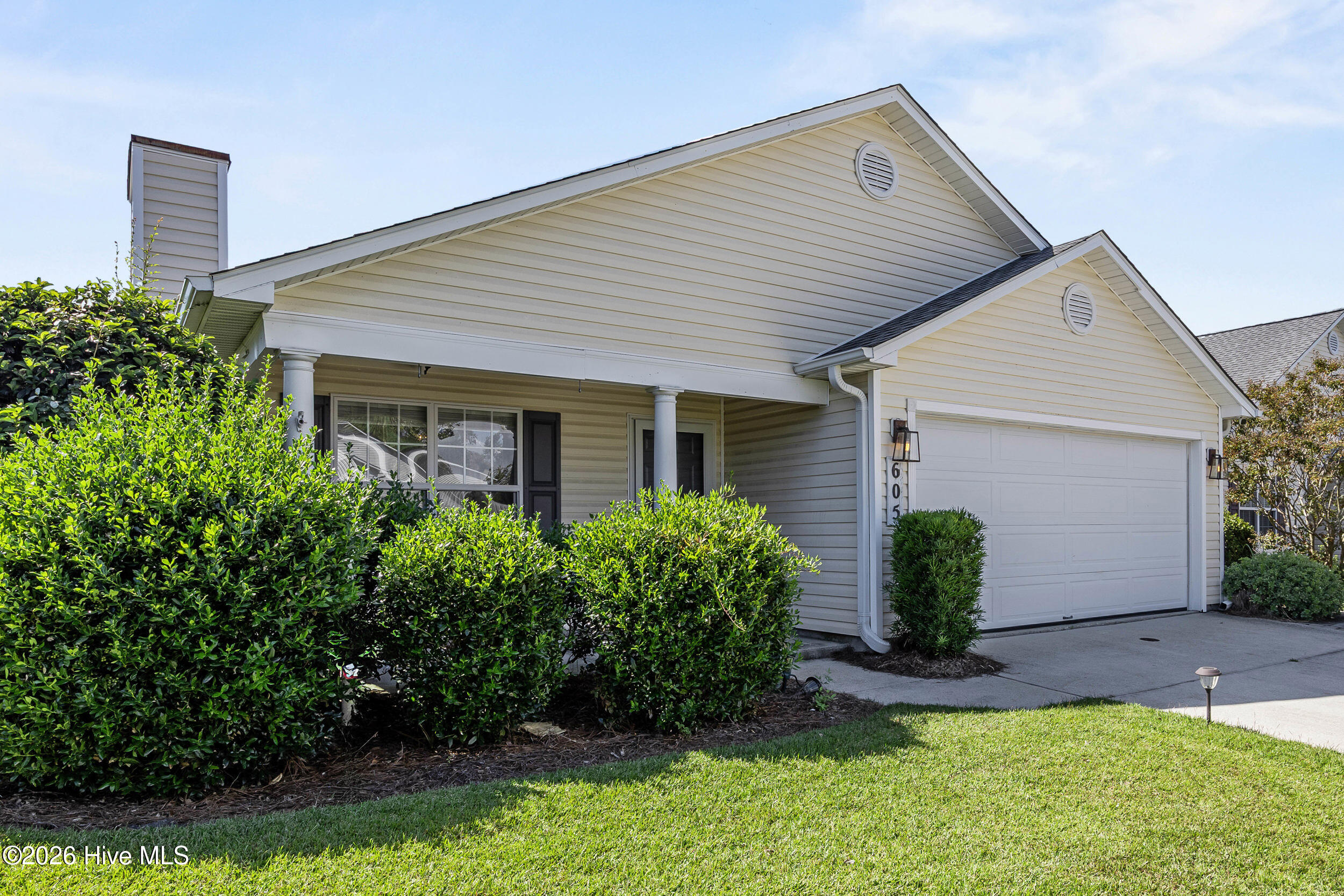 605 Brookbend Drive Property Photo 4