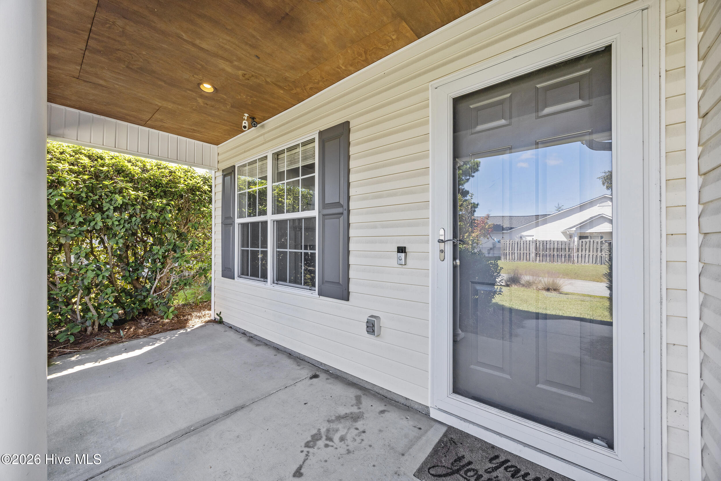 605 Brookbend Drive Property Photo 6
