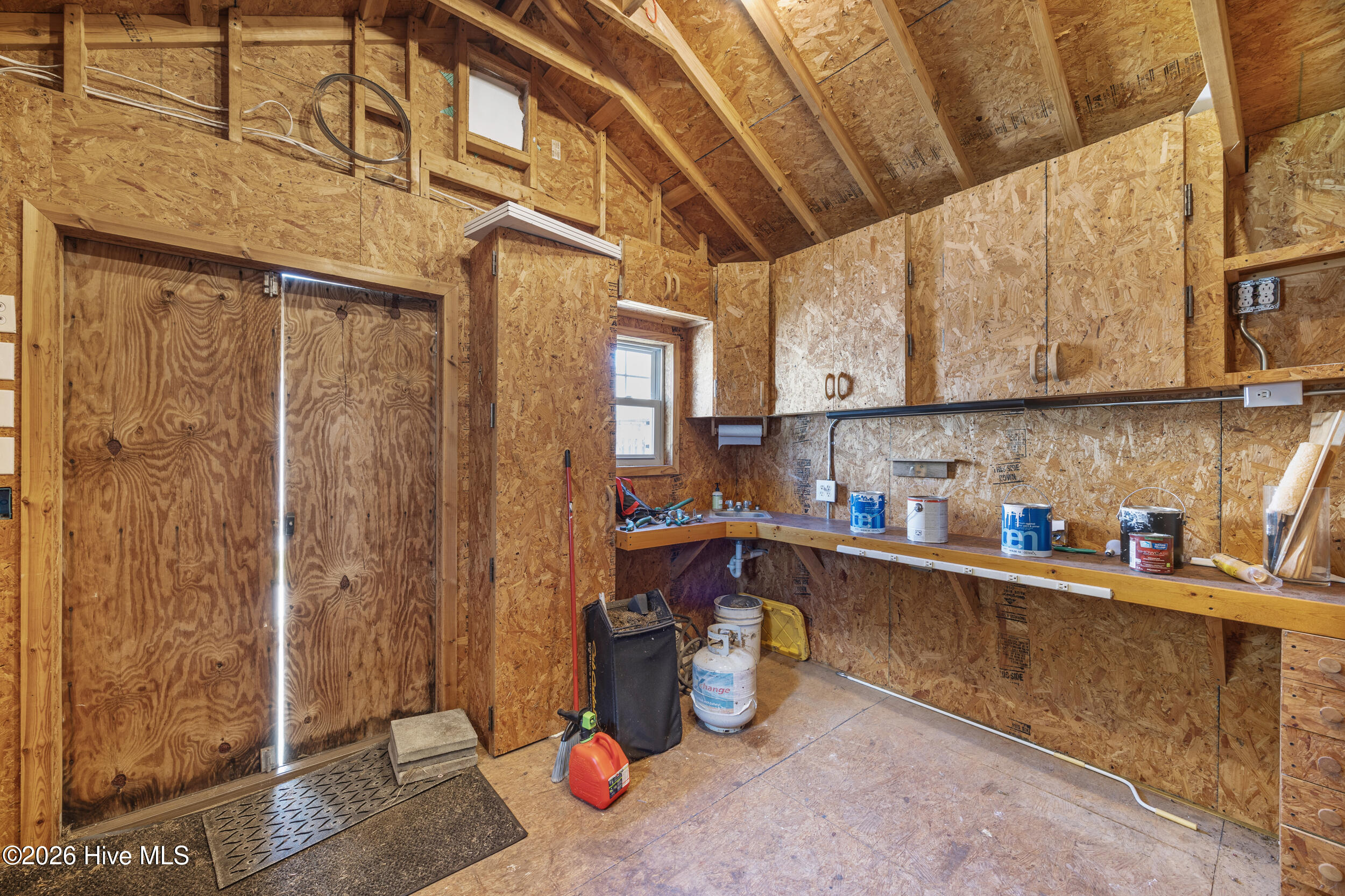 605 Brookbend Drive Property Photo 35