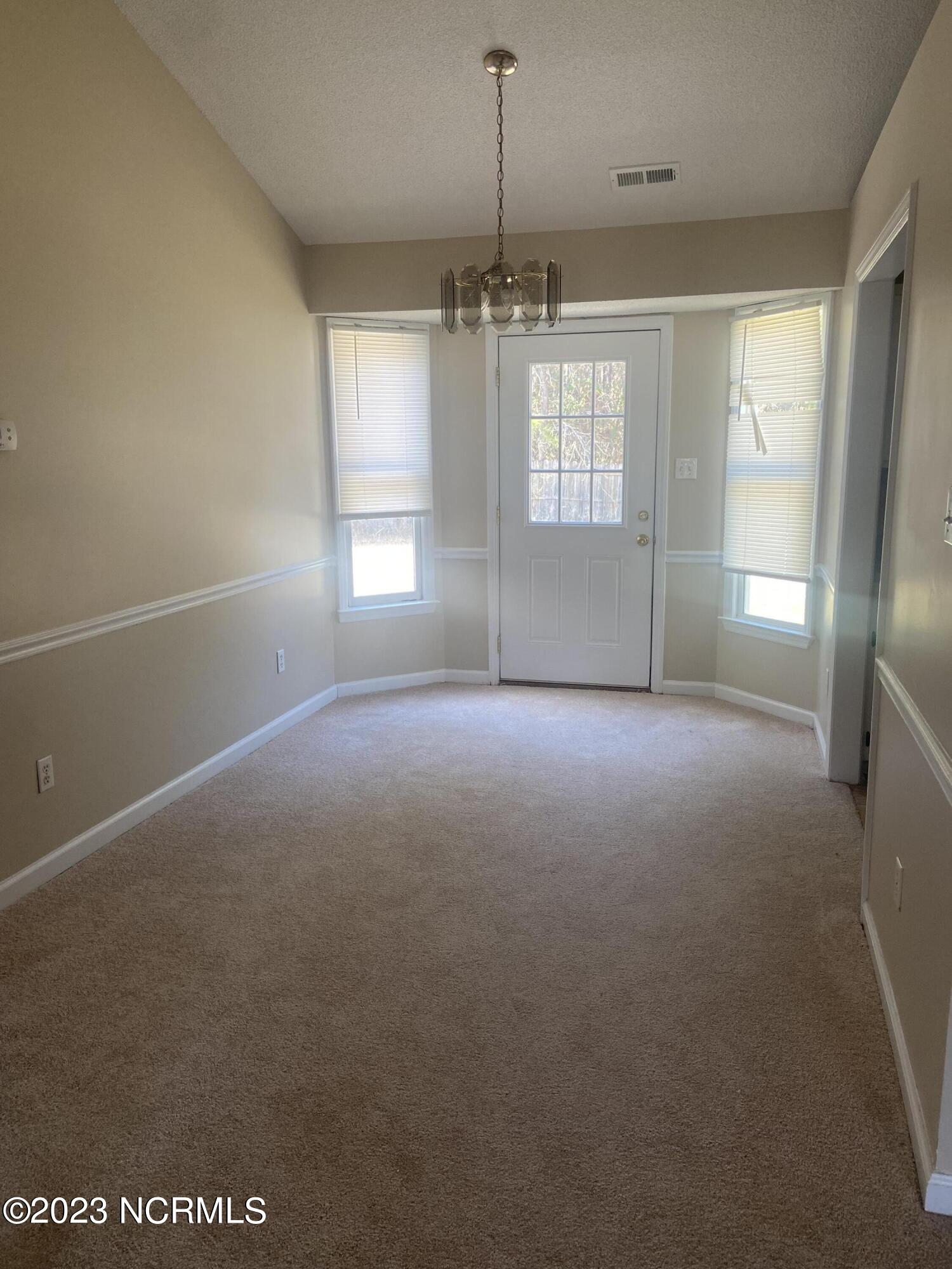 119 Sidesaddle Lane Property Photo 10