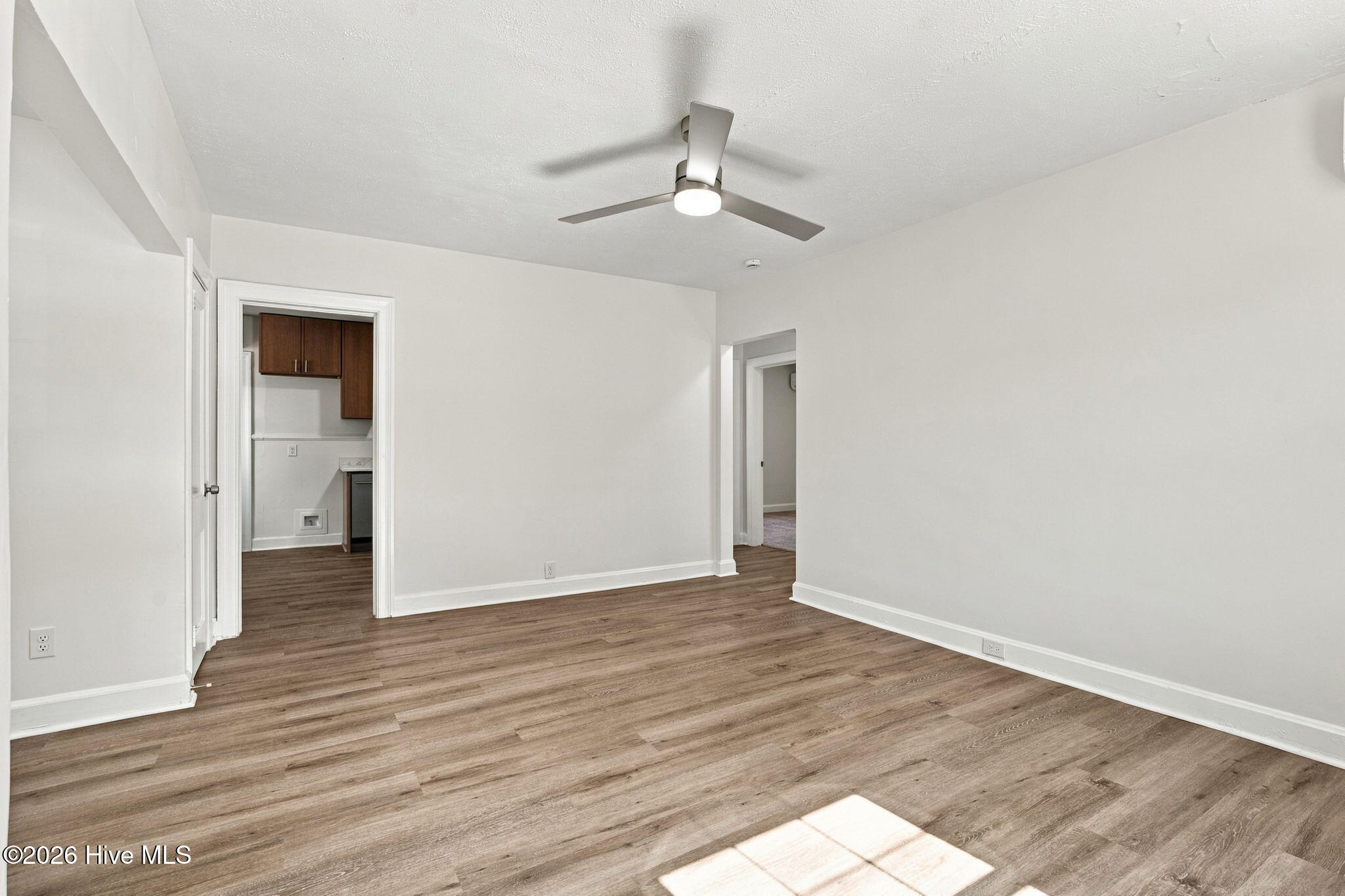 1106 Hanover Avenue Sw Property Photo 4