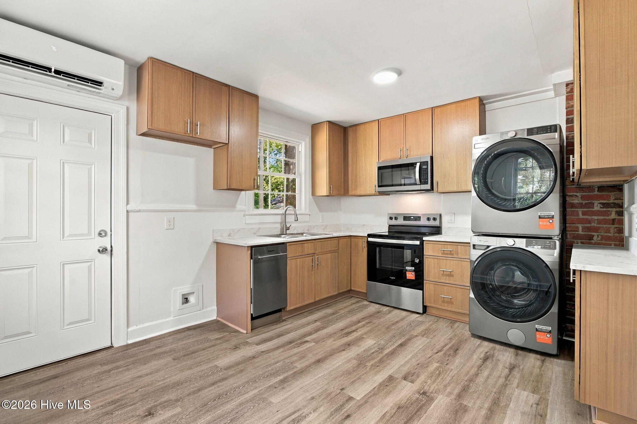 1106 Hanover Avenue Sw Property Photo 5