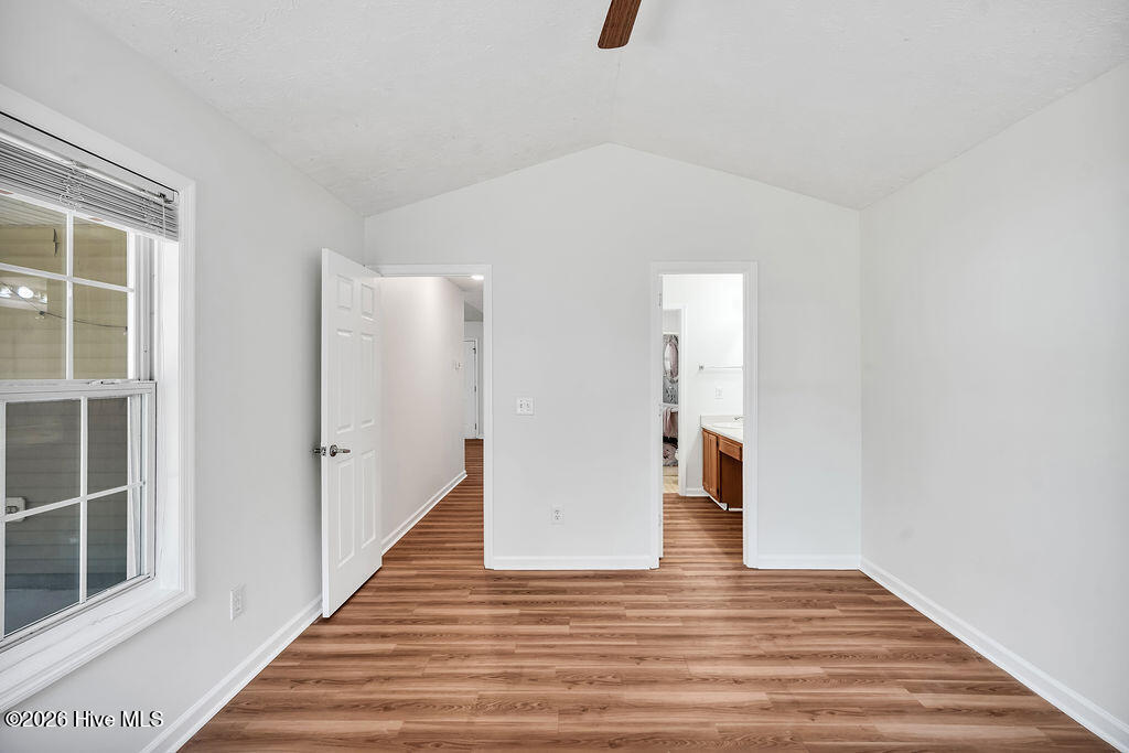303 E Wood Lane Property Photo 19