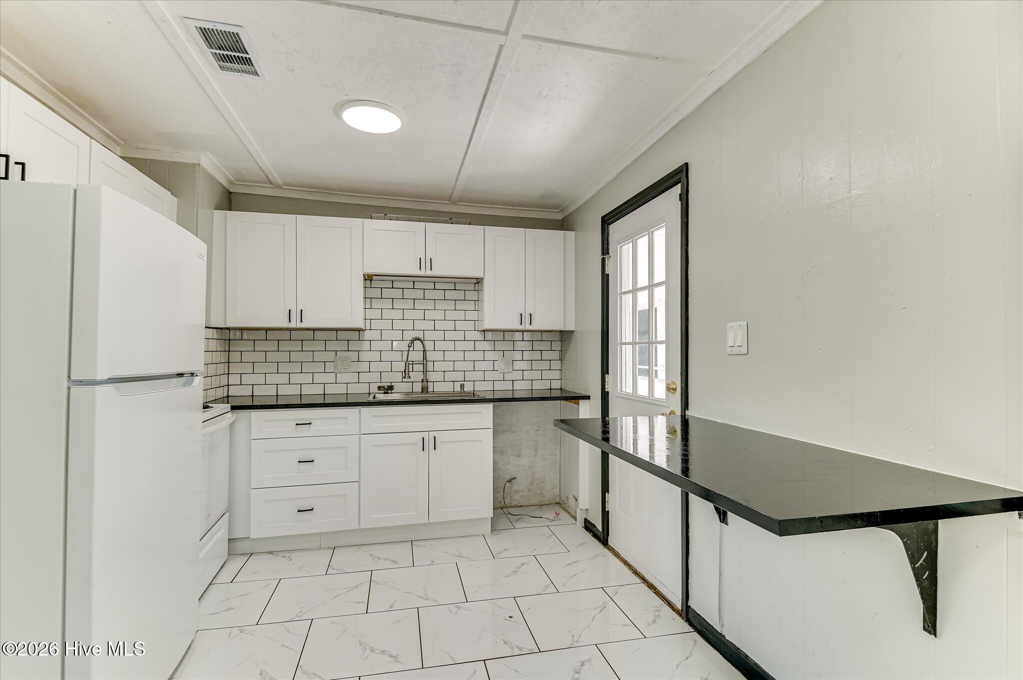 3002 Georgia Road Property Photo 2