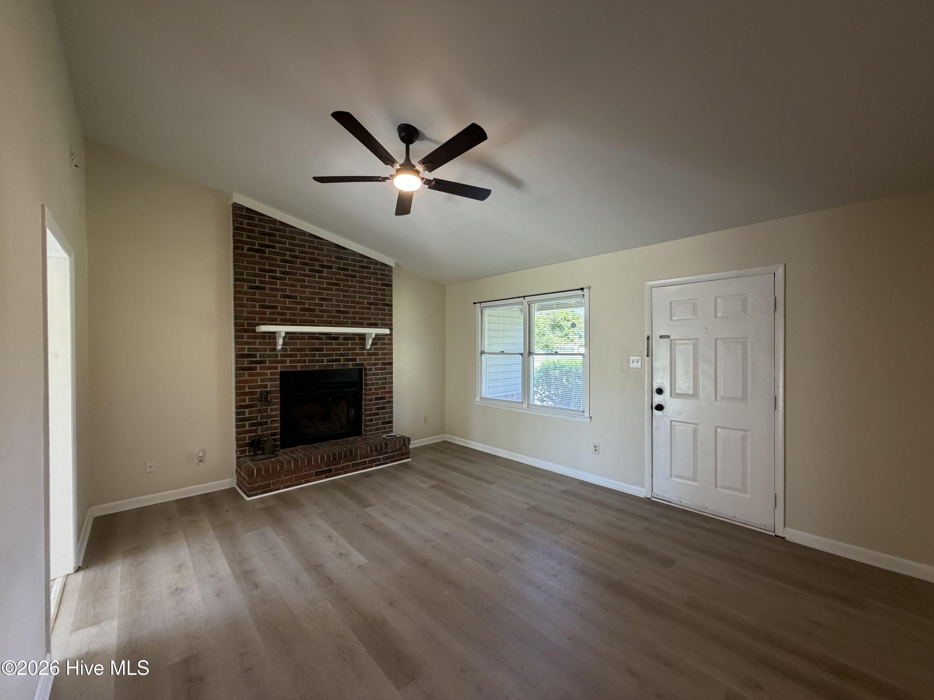 1019 Blue Leaf Place Property Photo 2