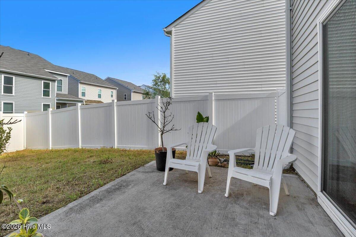 1613 King Street Property Photo 39