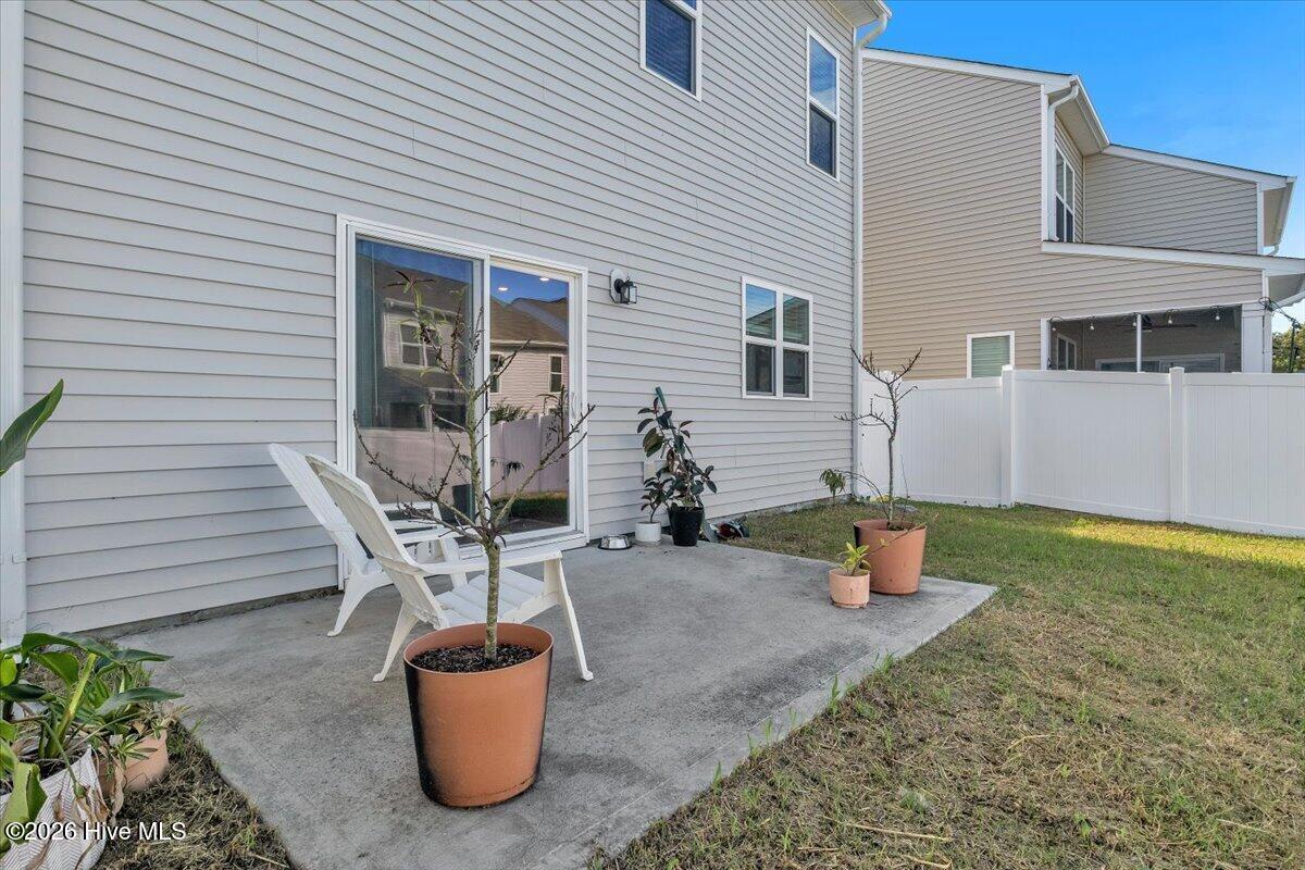 1613 King Street Property Photo 41