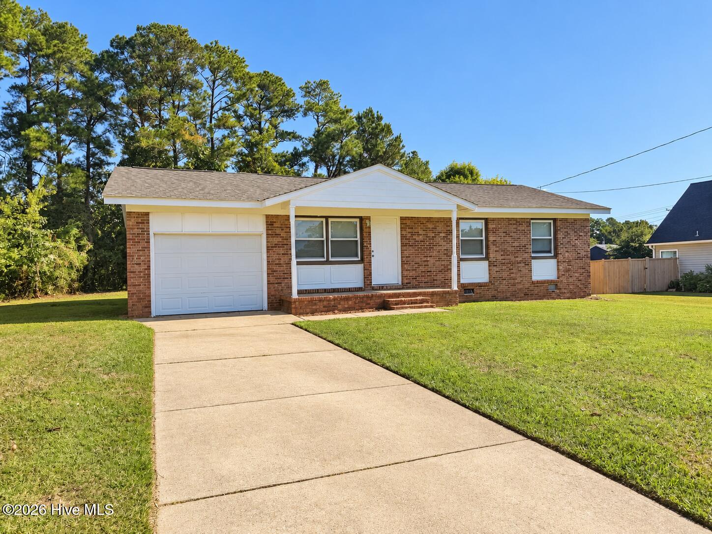 25 Yorkshire Drive Property Photo 2