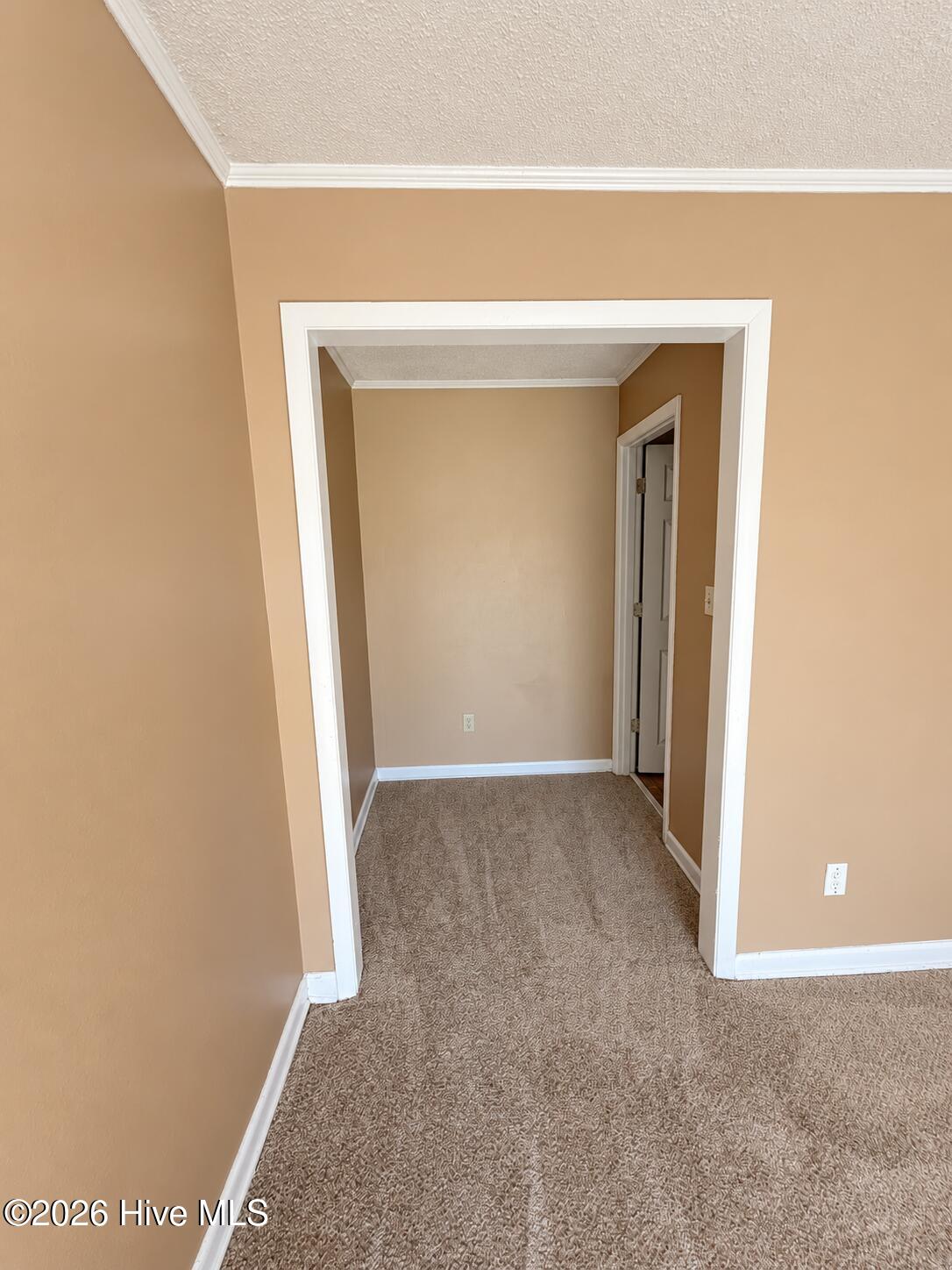25 Yorkshire Drive Property Photo 4