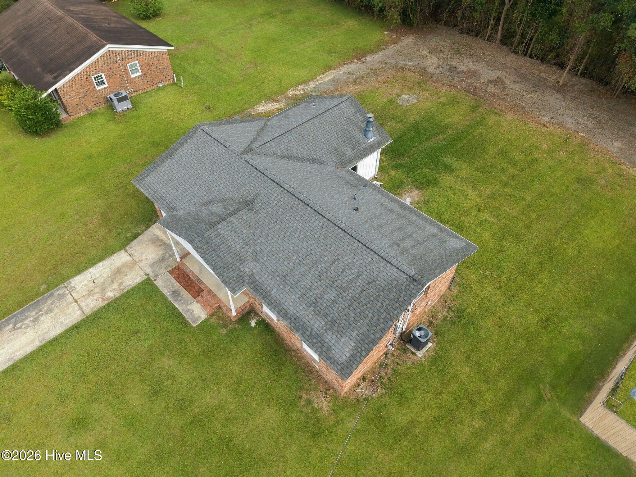 25 Yorkshire Drive Property Photo 6