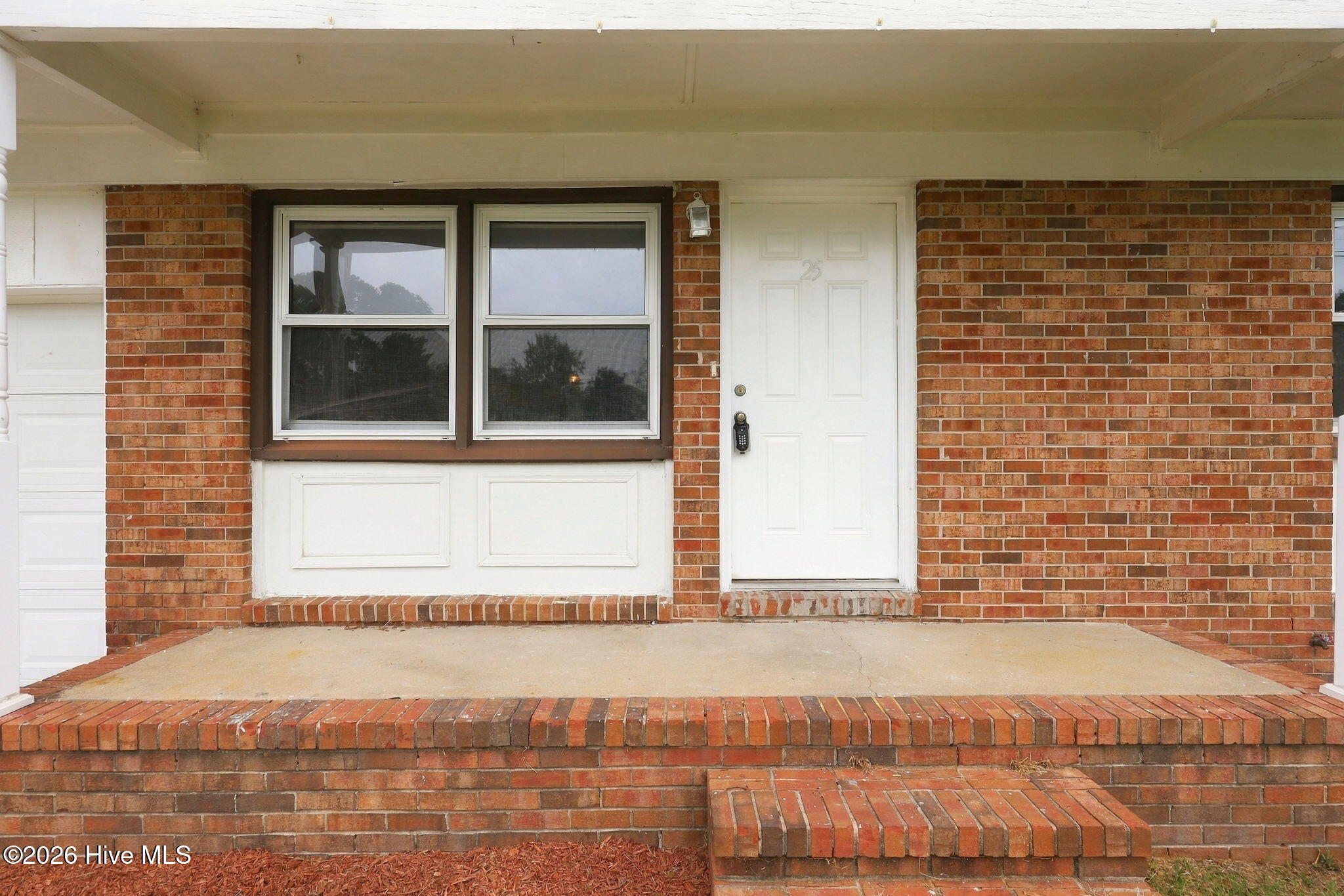 25 Yorkshire Drive Property Photo 8