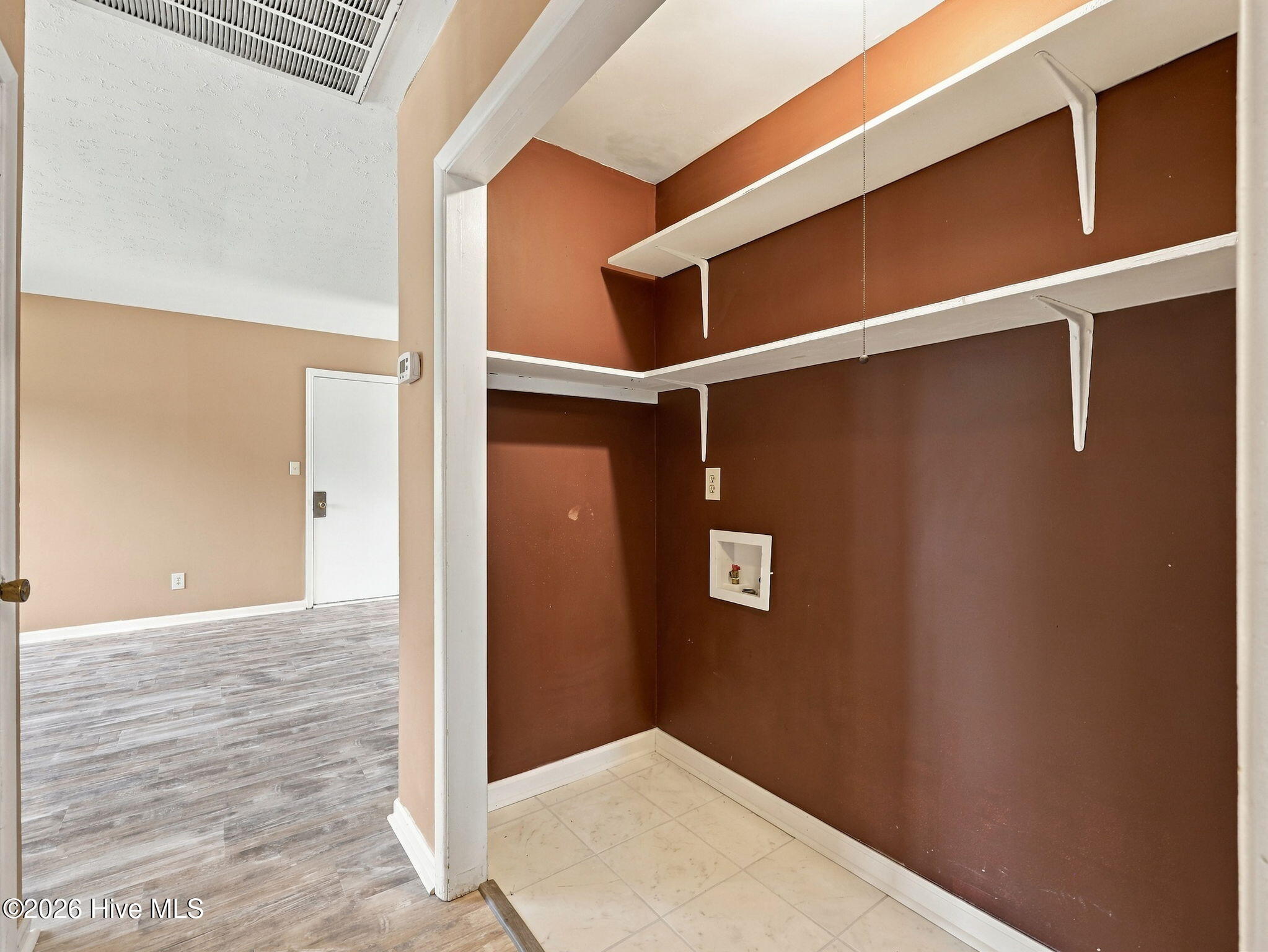 25 Yorkshire Drive Property Photo 35