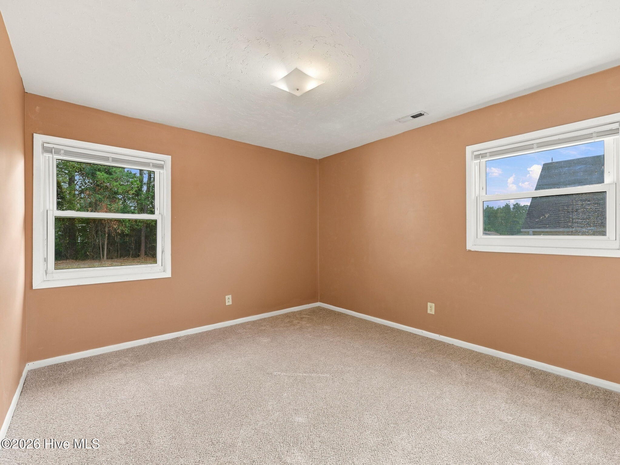 25 Yorkshire Drive Property Photo 43