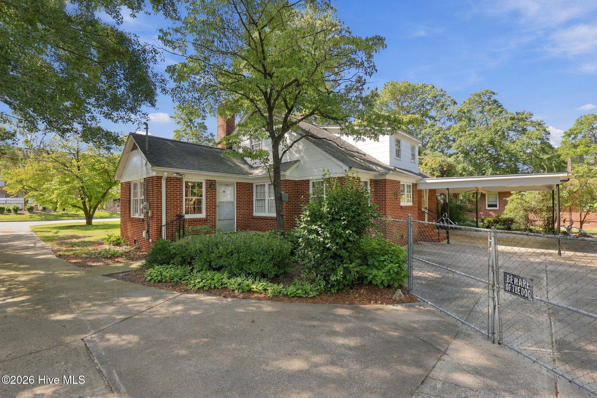 407 Cooper Drive Property Photo 10