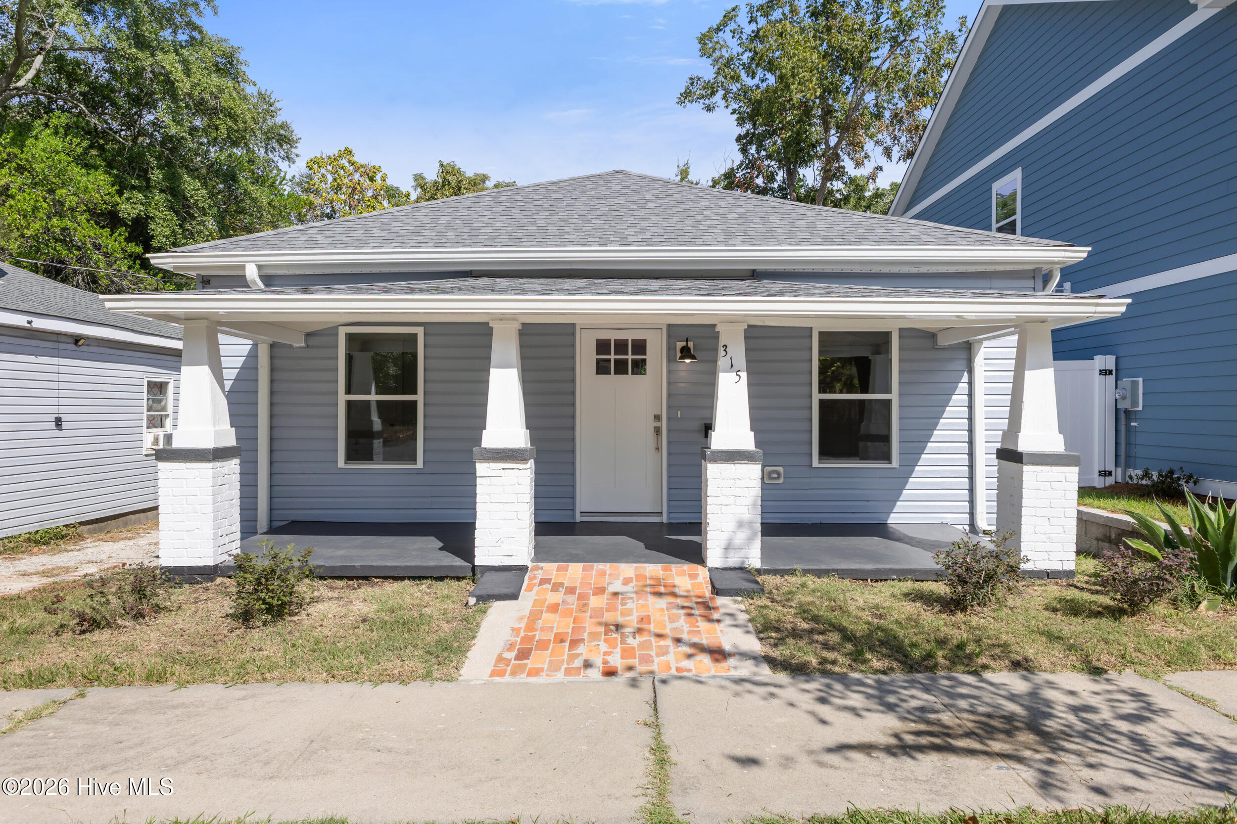 315 Meares Street Property Photo 2