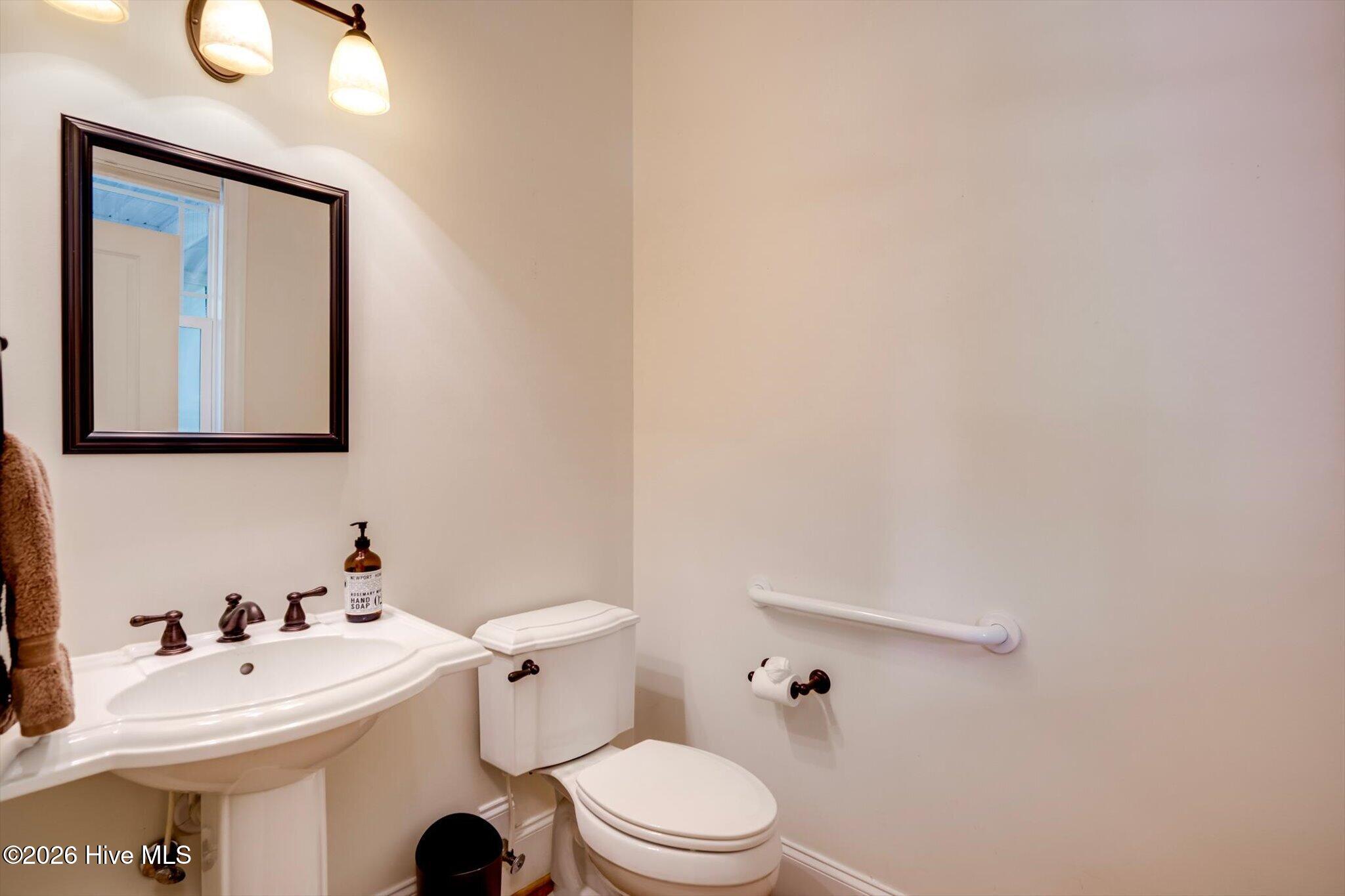241 River Wind Drive Property Photo 6