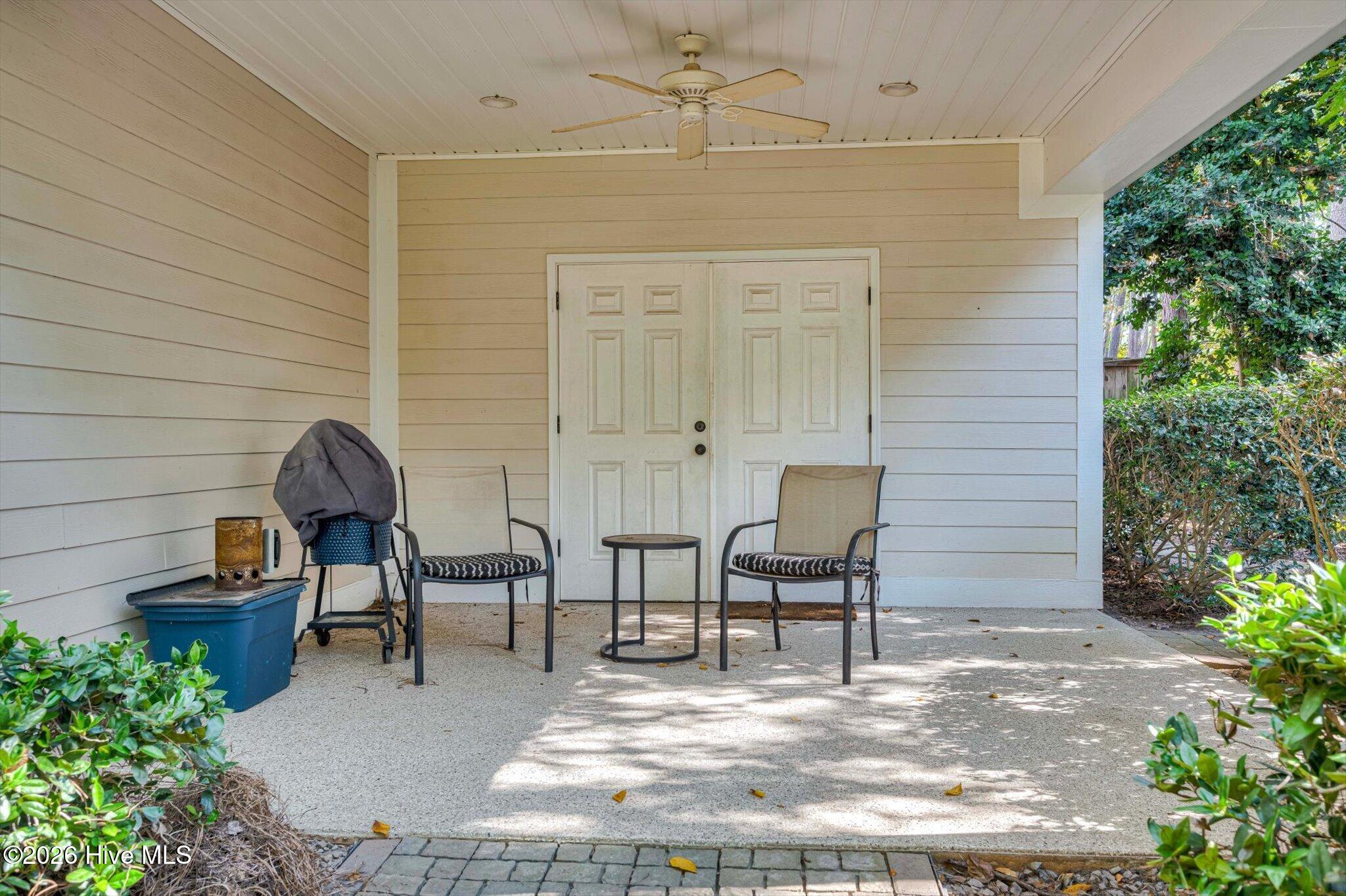 241 River Wind Drive Property Photo 43