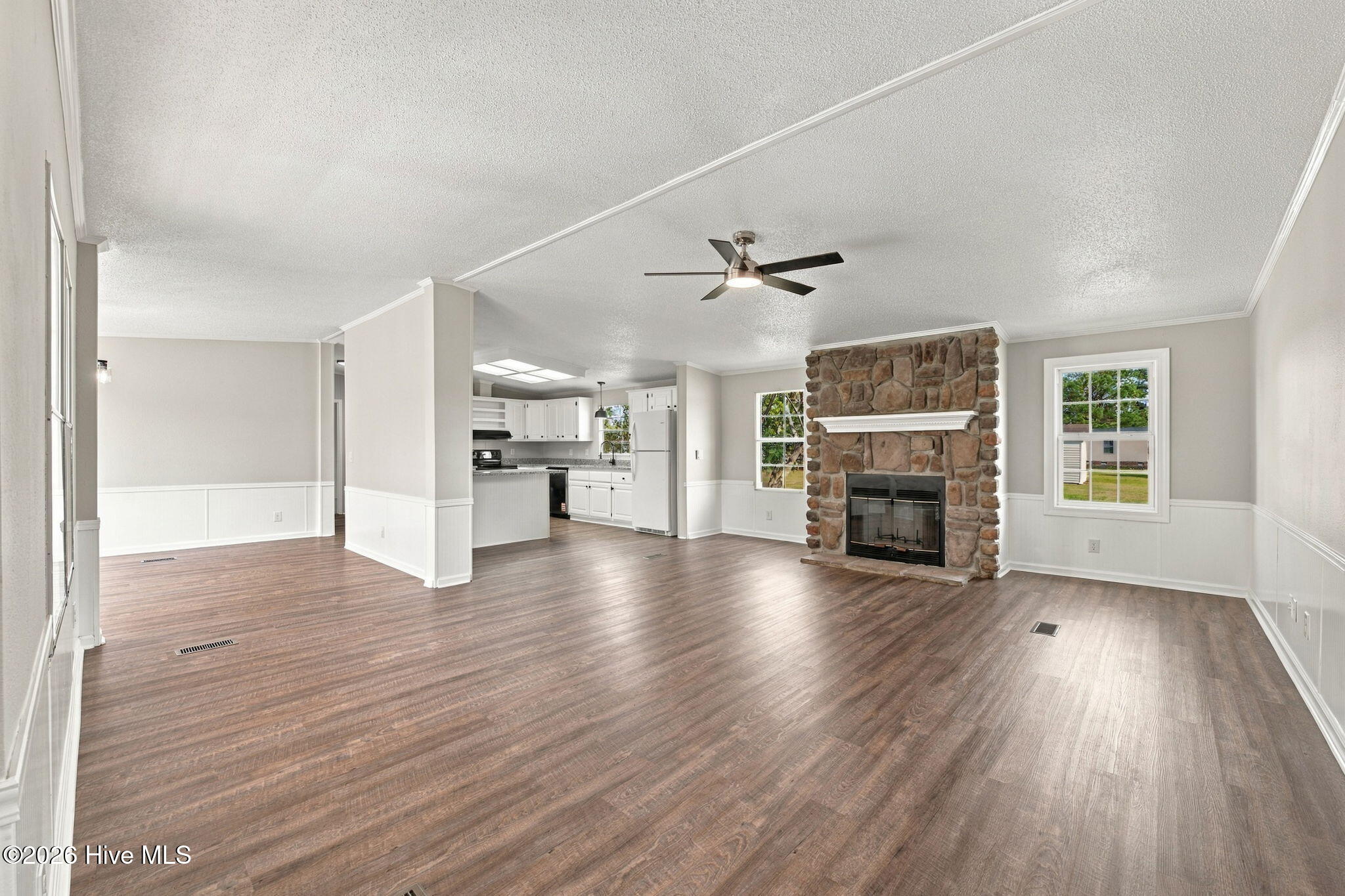 100 N Cherie Court Property Photo 9