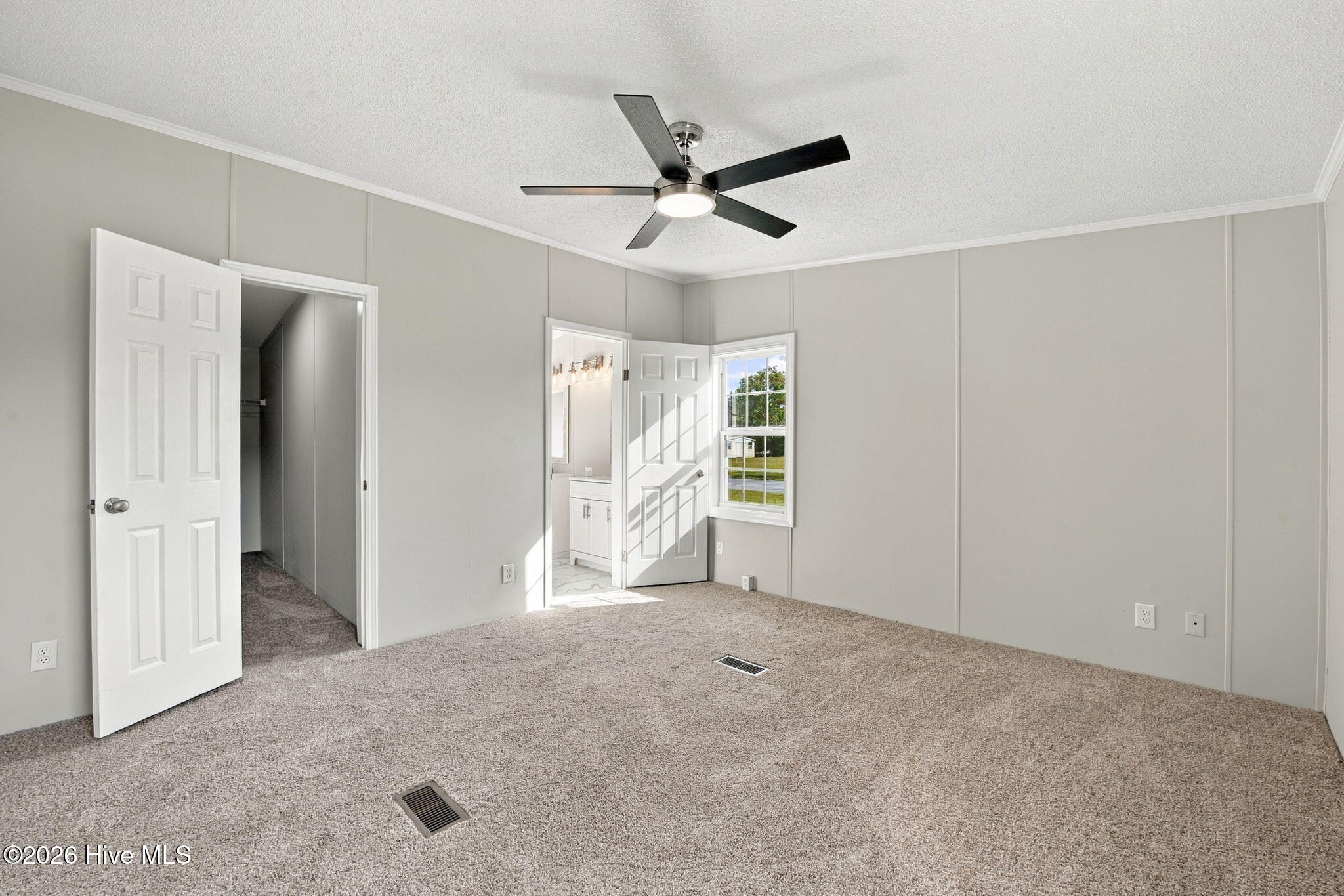 100 N Cherie Court Property Photo 14
