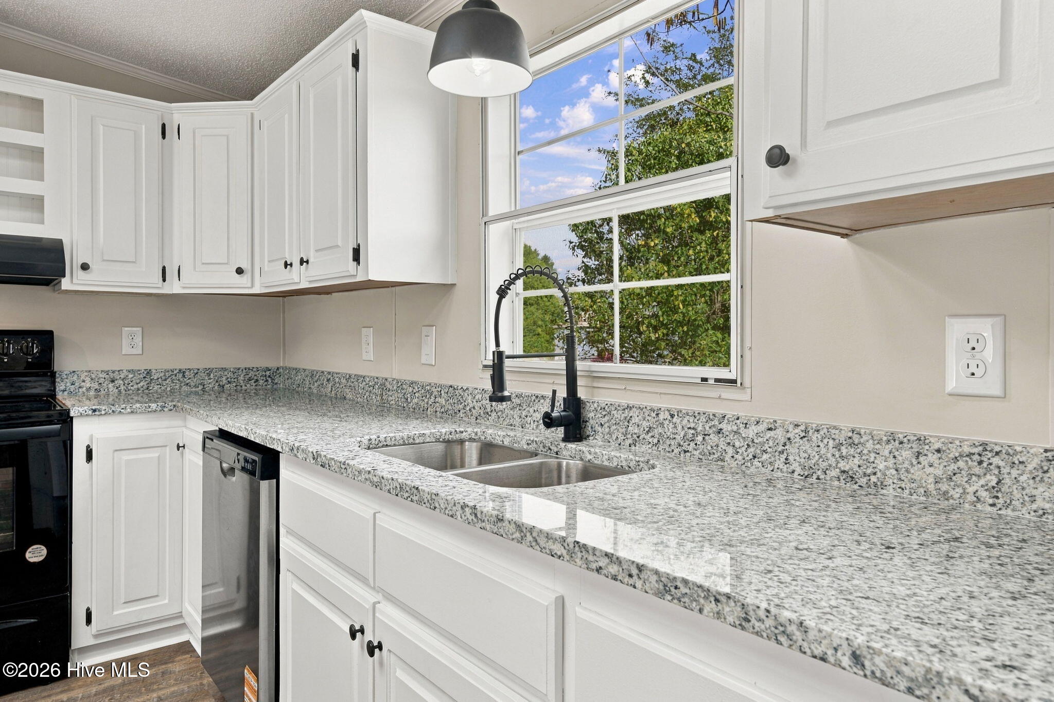 100 N Cherie Court Property Photo 27