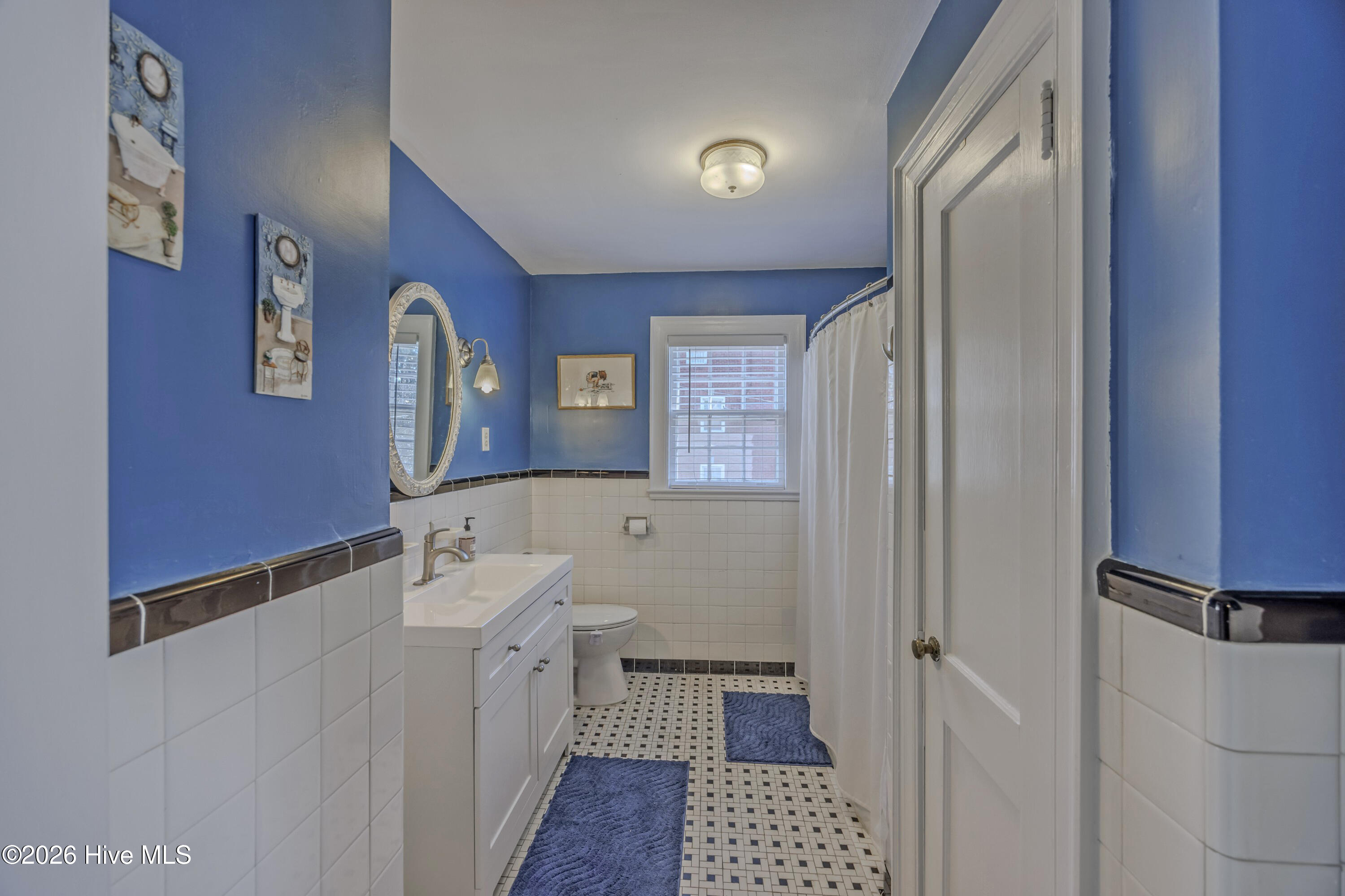 413 E Main Street Property Photo 42