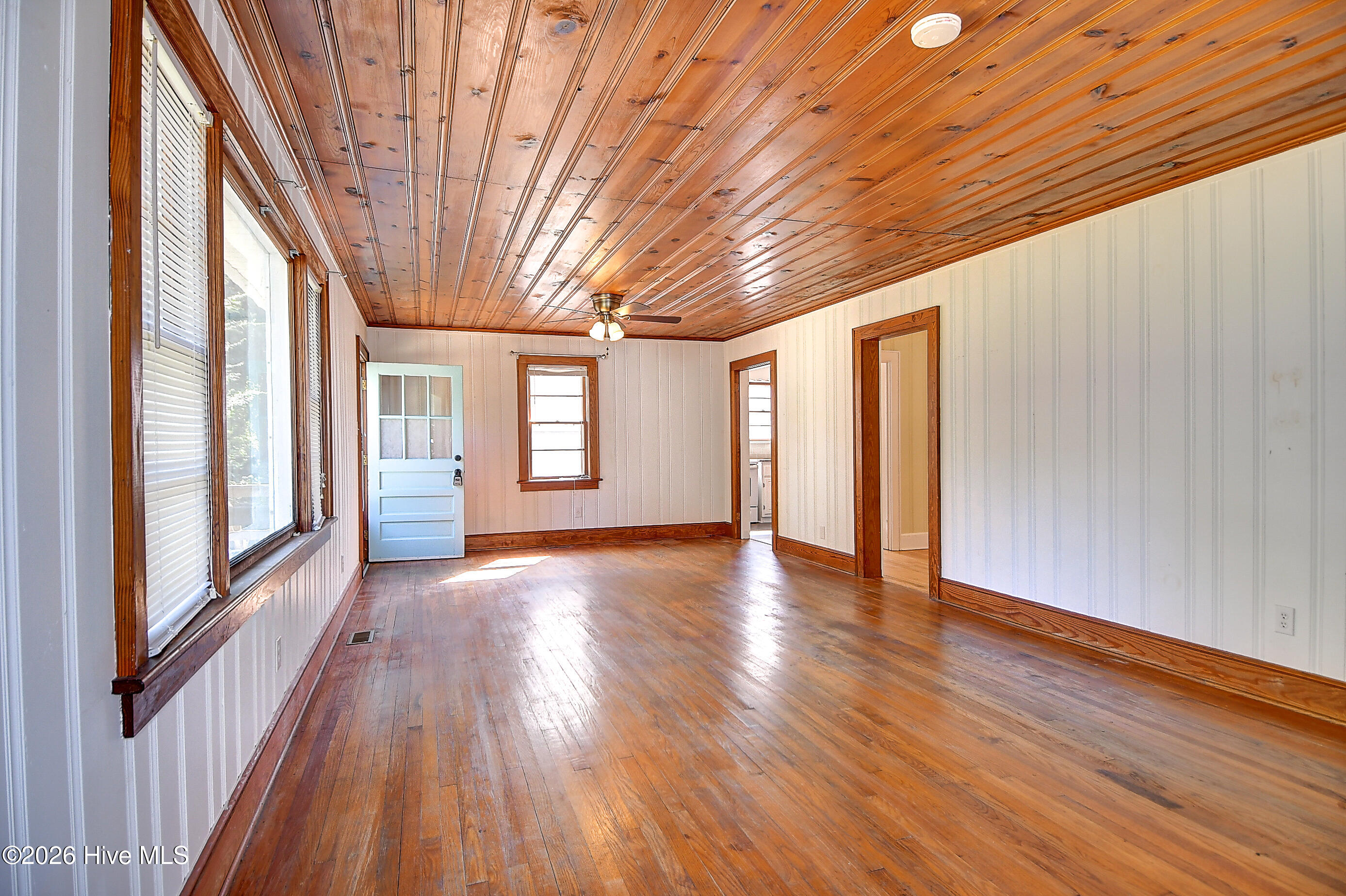 918 Woodruff Avenue Property Photo 26